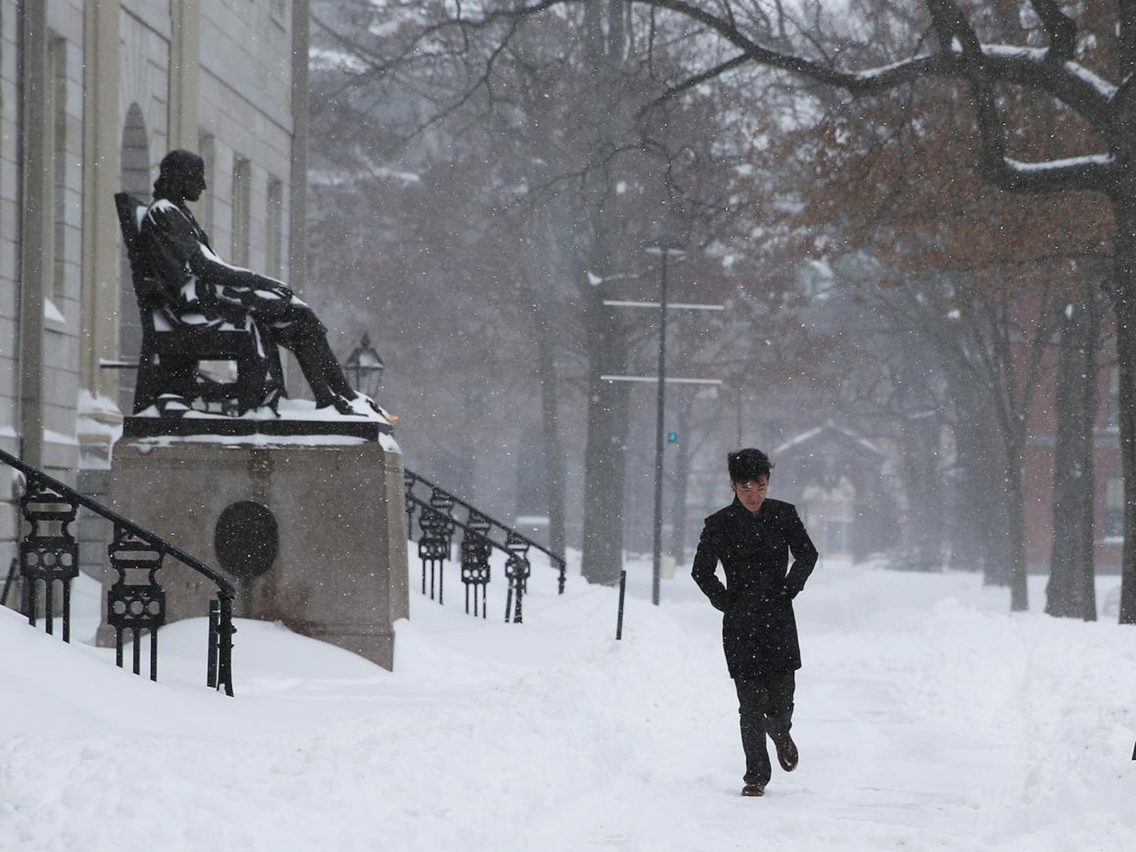 And because Harvard is situated in the northeast, temperatures can hit below 30 degrees Fahrenheit during the coldest months of the year.