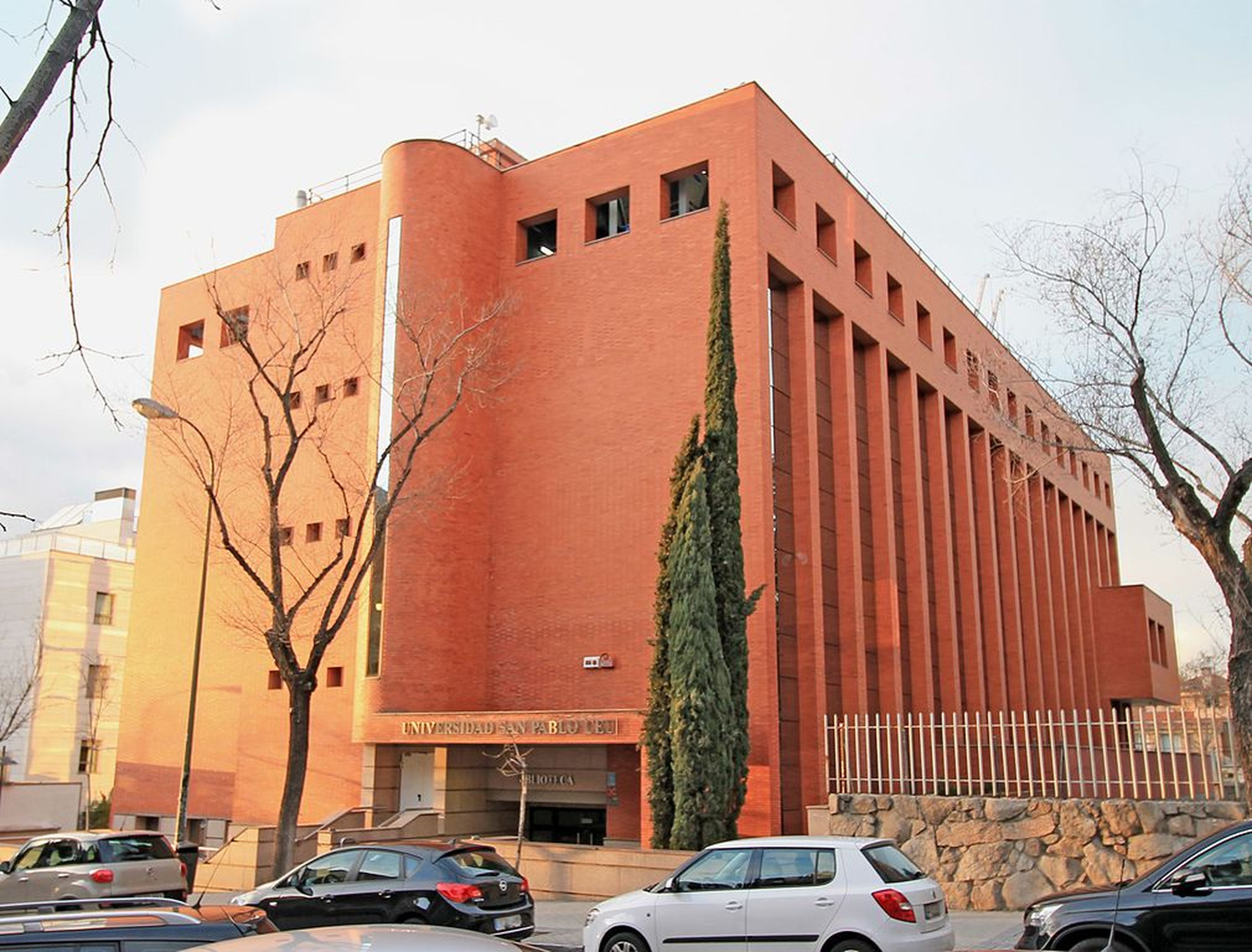 Biblioteca de la Universidad San Pablo CEU de Madrid
