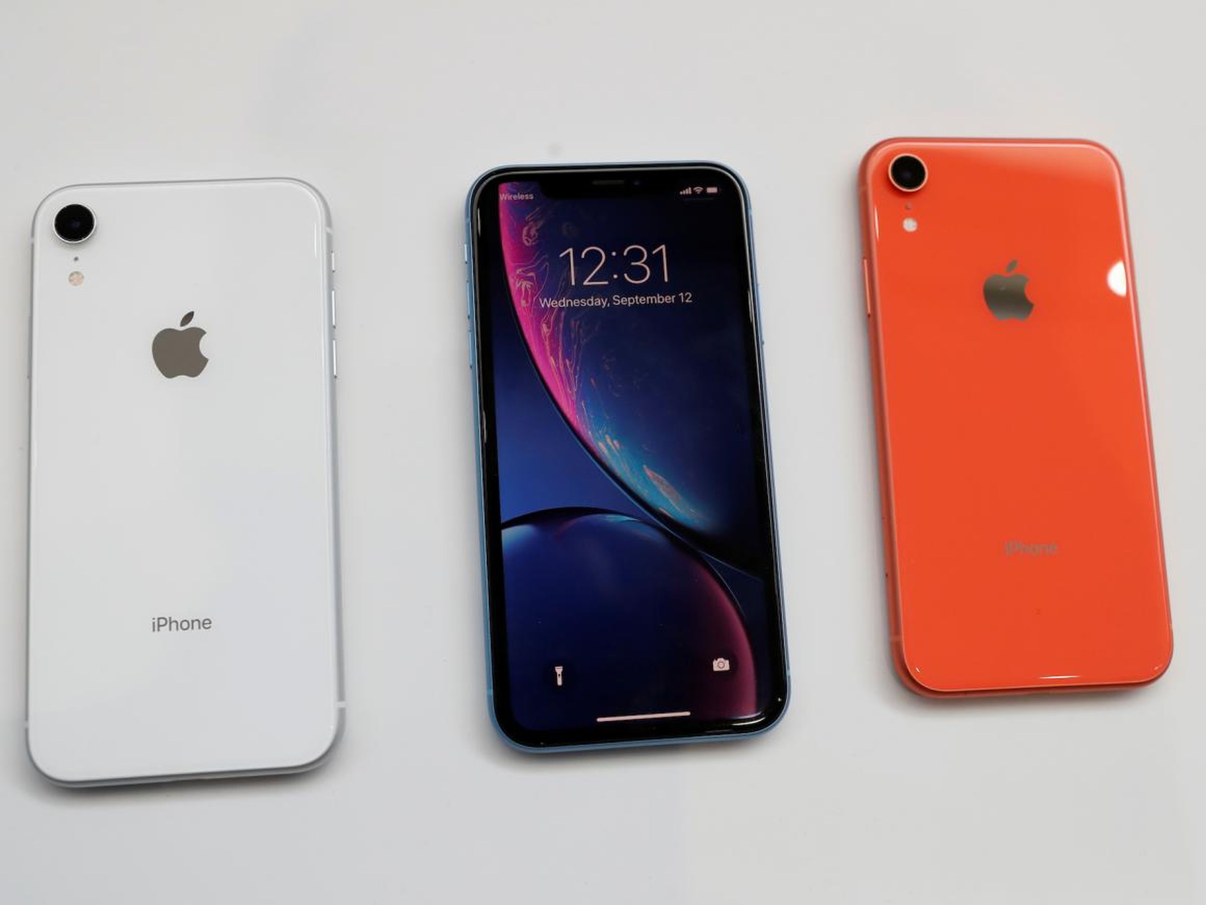 Both the iPhone XR and the Pixel 3 have high-end, single-lens rear cameras.