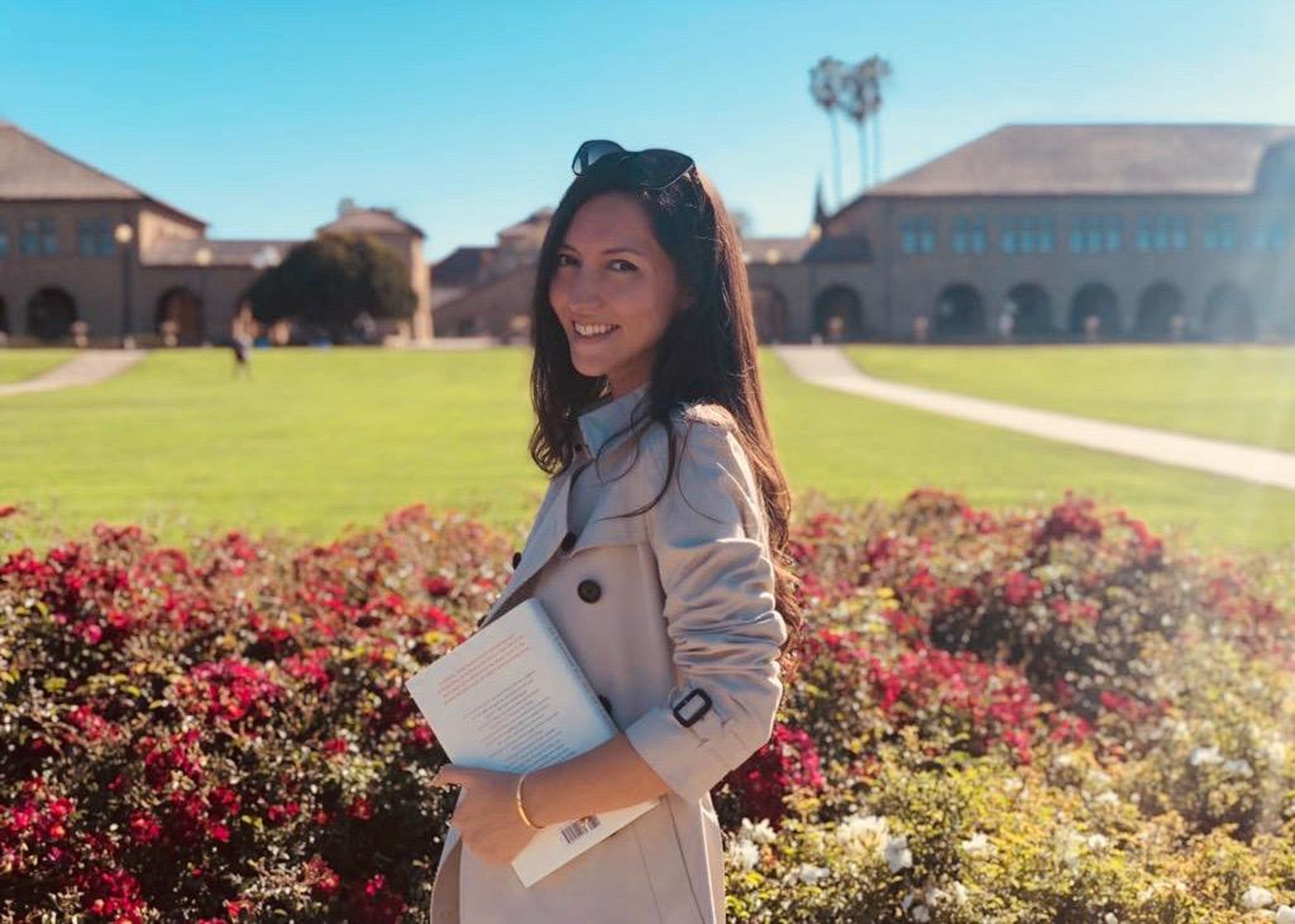 A day in the life of an HSBC exec who wakes up at 5:30 a.m. to work out, always eats green, and studies at Stanford in her free time