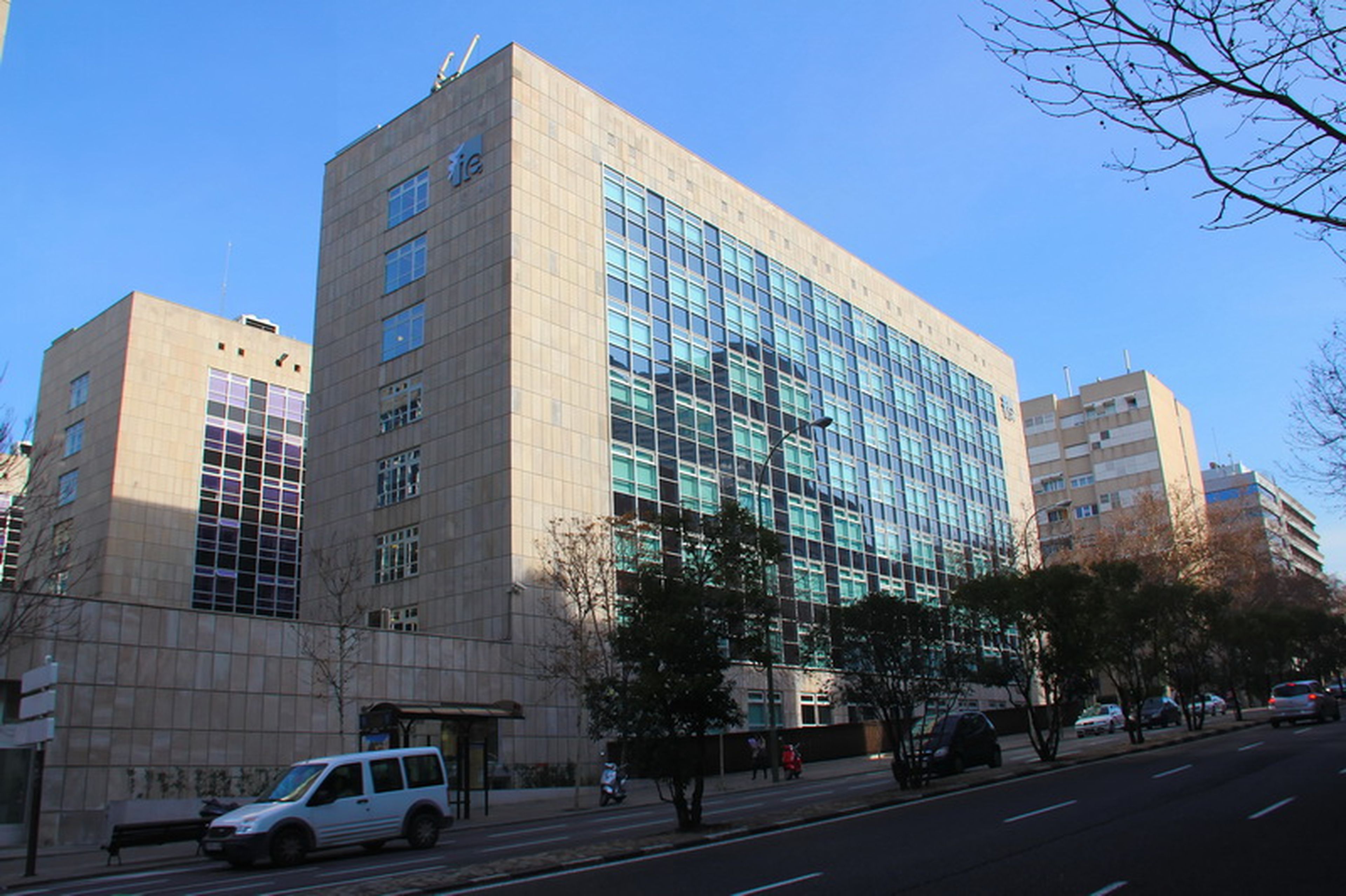 Fachada del IE Business School, en Madrid