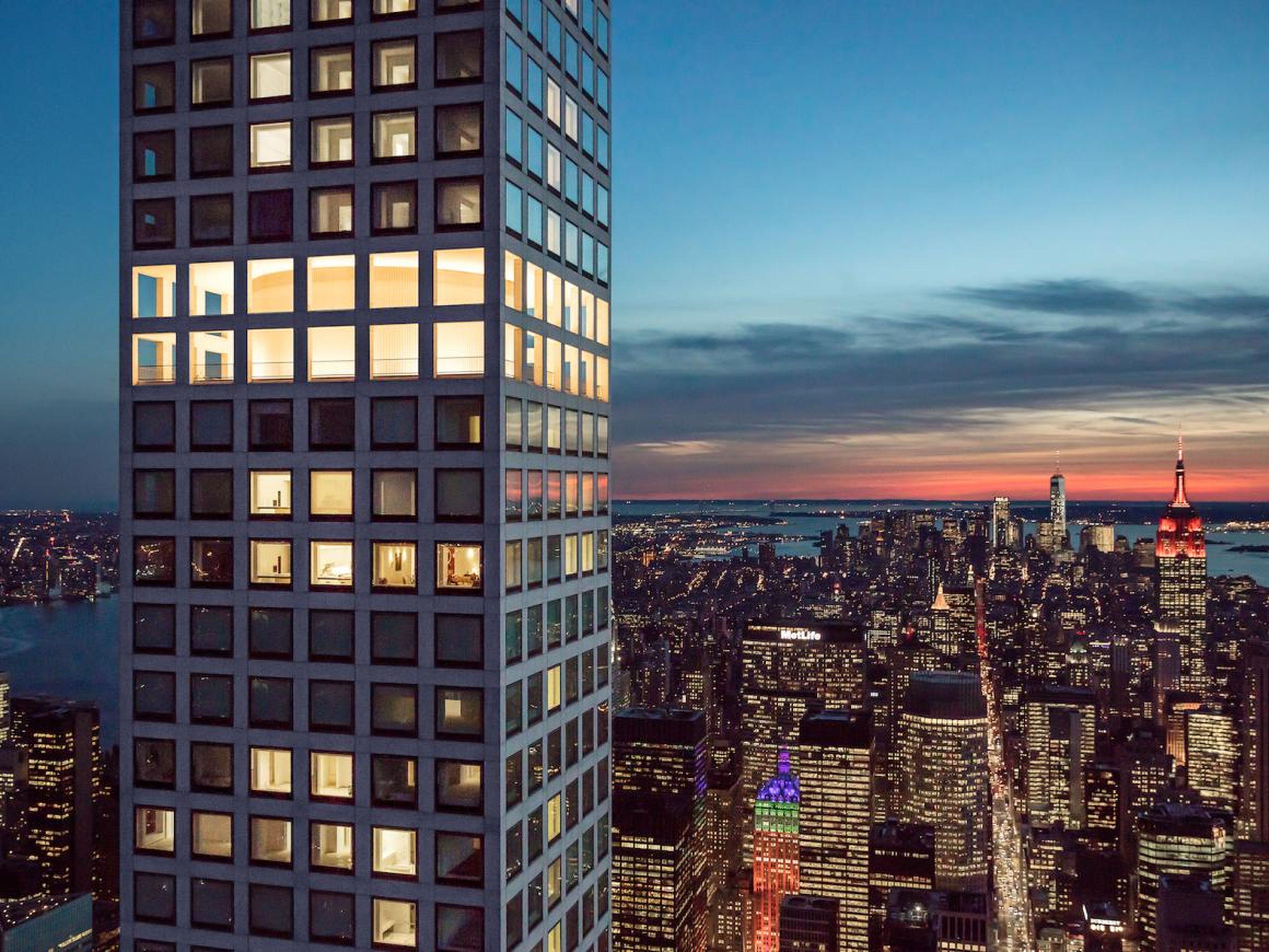 If the 95th-floor penthouse had sold for its asking price of $82 million, it would have been the second-most-expensive sale in the building, after the $87.7 million sale of the 96th floor.