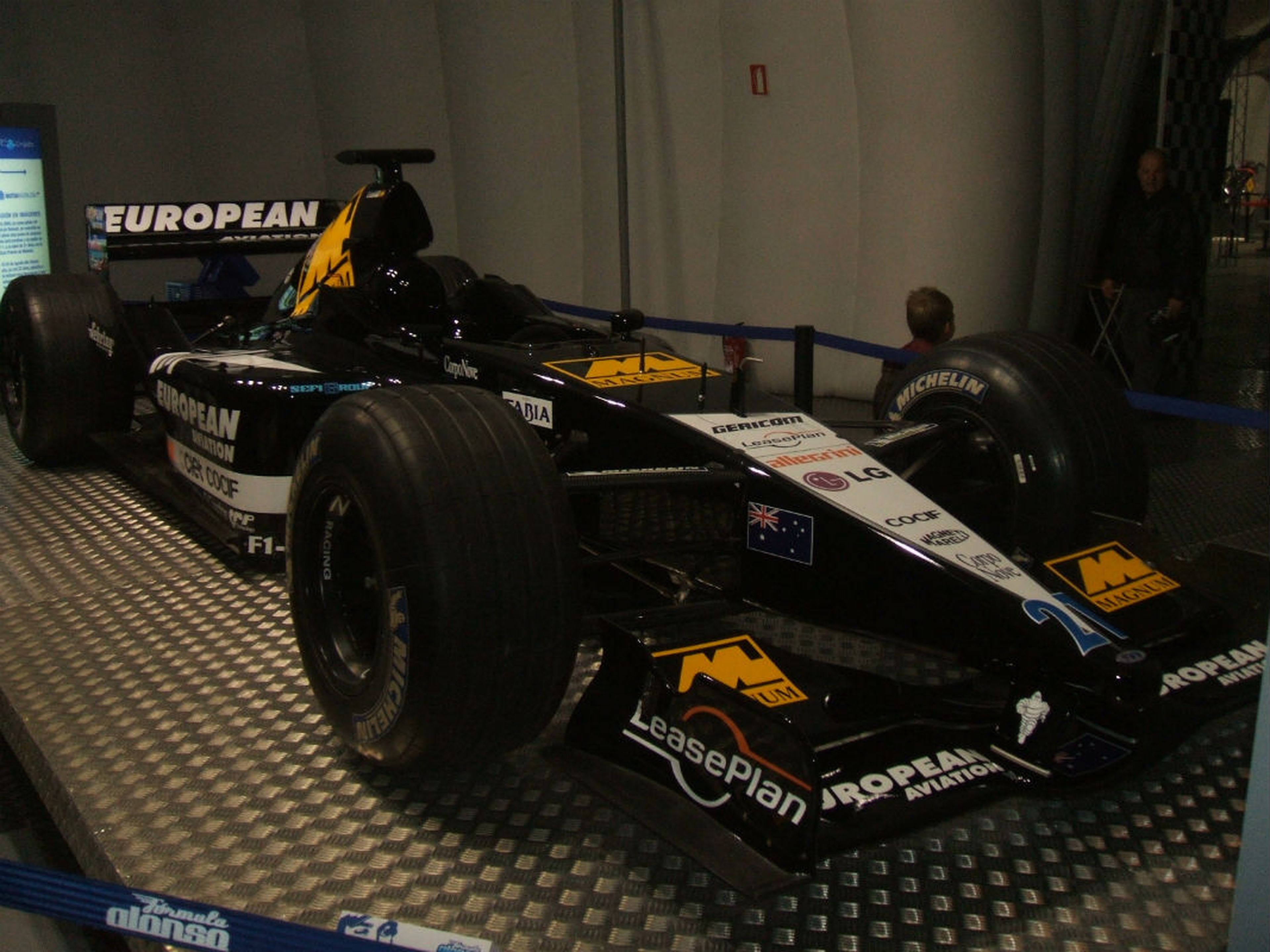 El Minardi con el que Fernando Alonso disputó la temporada 2001 de Fórmula 1, en su museo