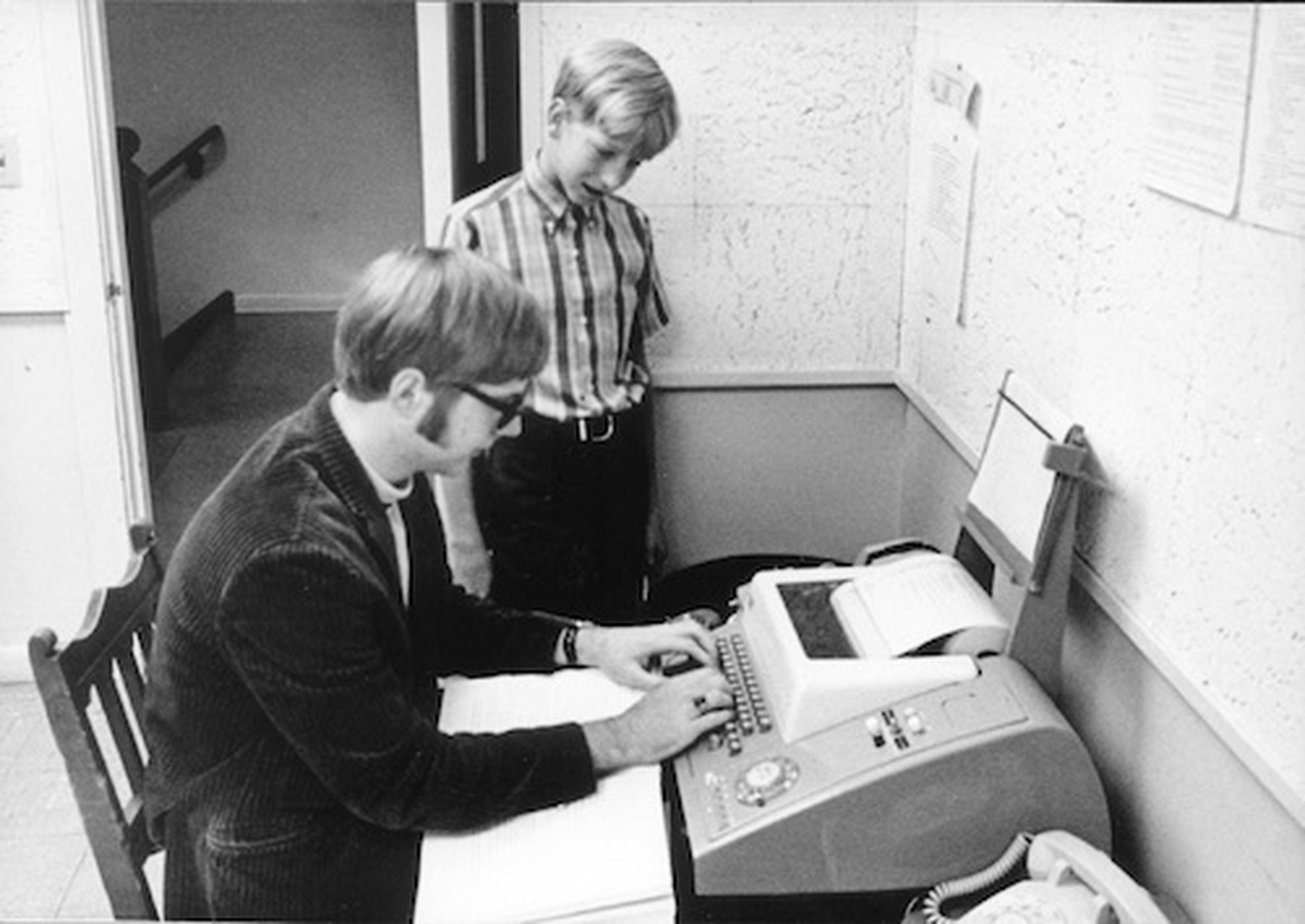 Paul Allen y Bill Gates en su colegio, Lakeside Shool, en 1970.