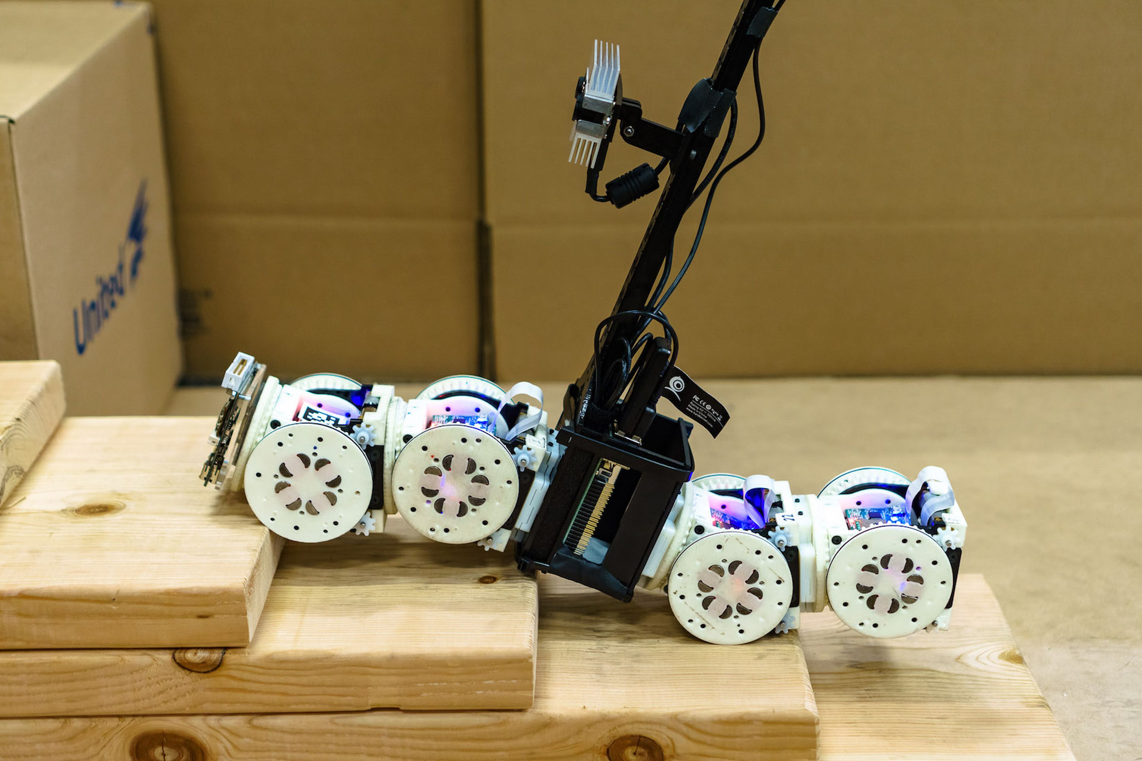 Robot modular autoreconfigurable