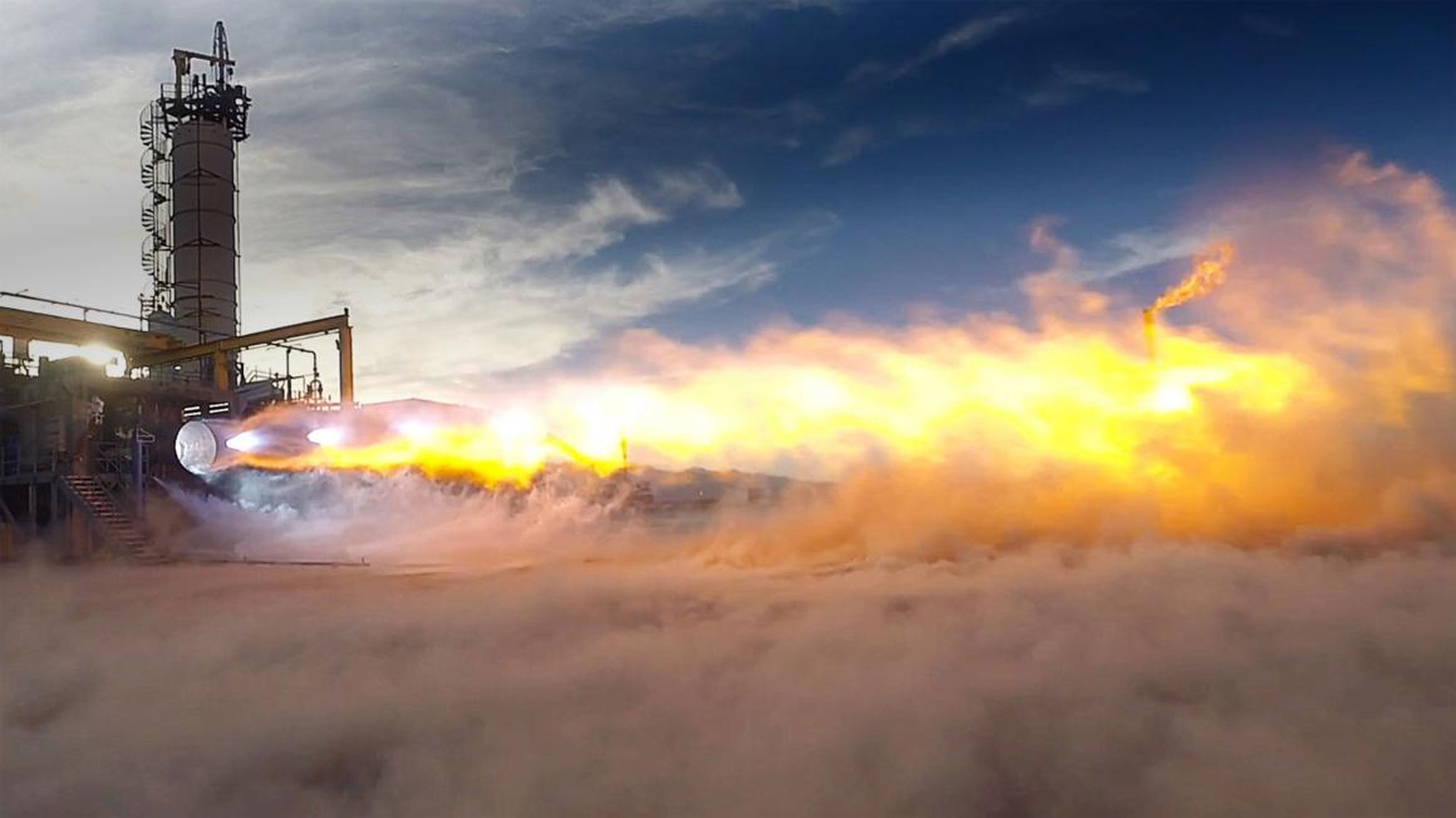 Puesta en marcha de prueba del motor de cohete BE-4 de Blue Origin que quema metano.