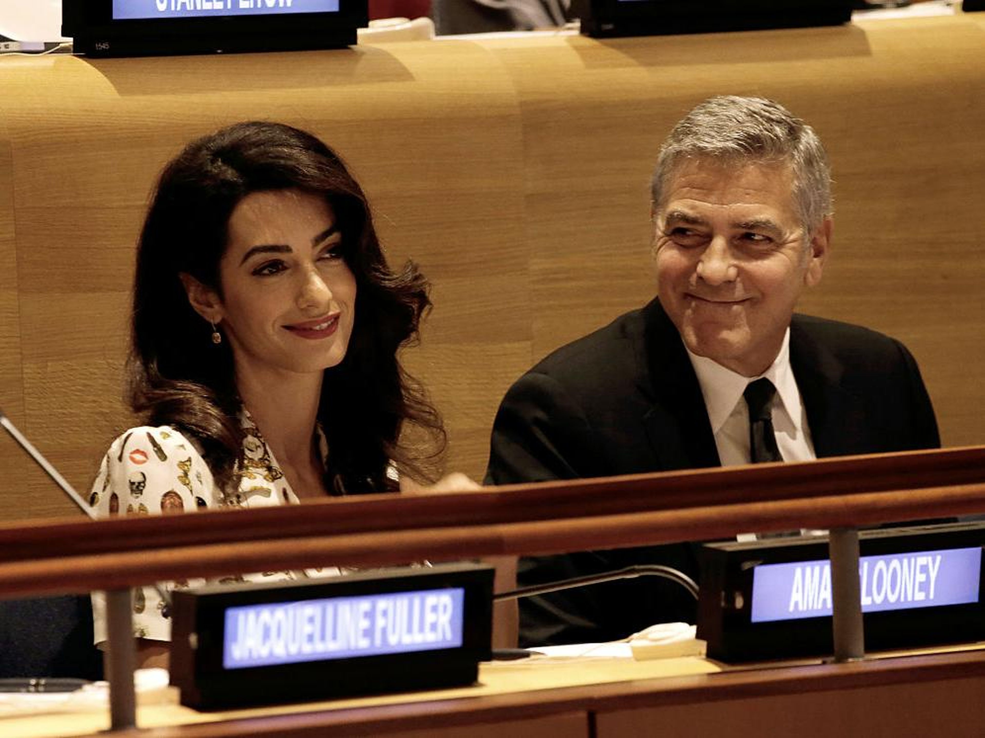 Amal y George Clooney en una Cumbre de Líderes por Refugiados en la Asamblea General de Naciones Unidas en 2016.