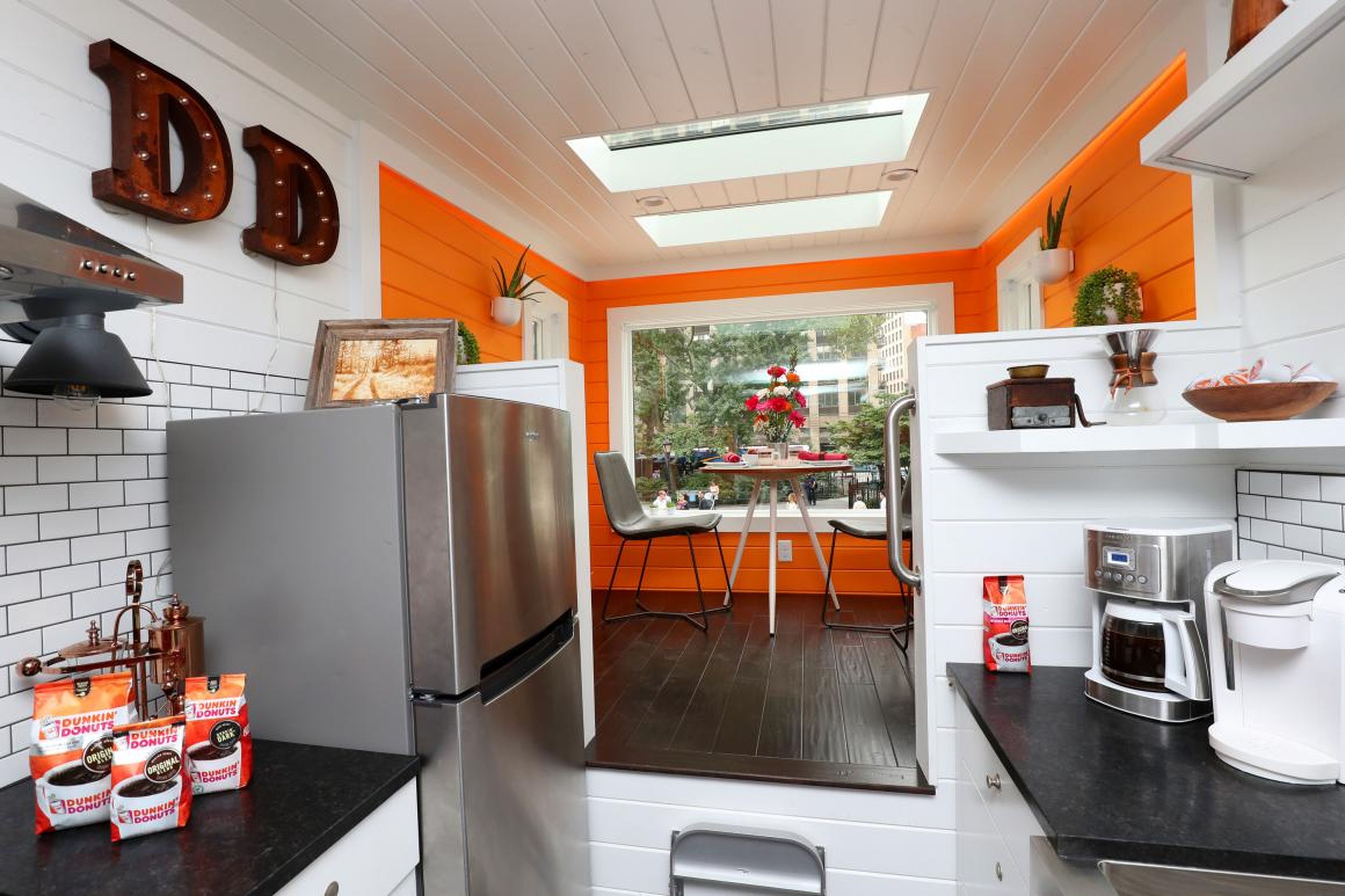 The 275-square-foot structure — which includes a full kitchen — was formerly available for rent for just $10 a night.