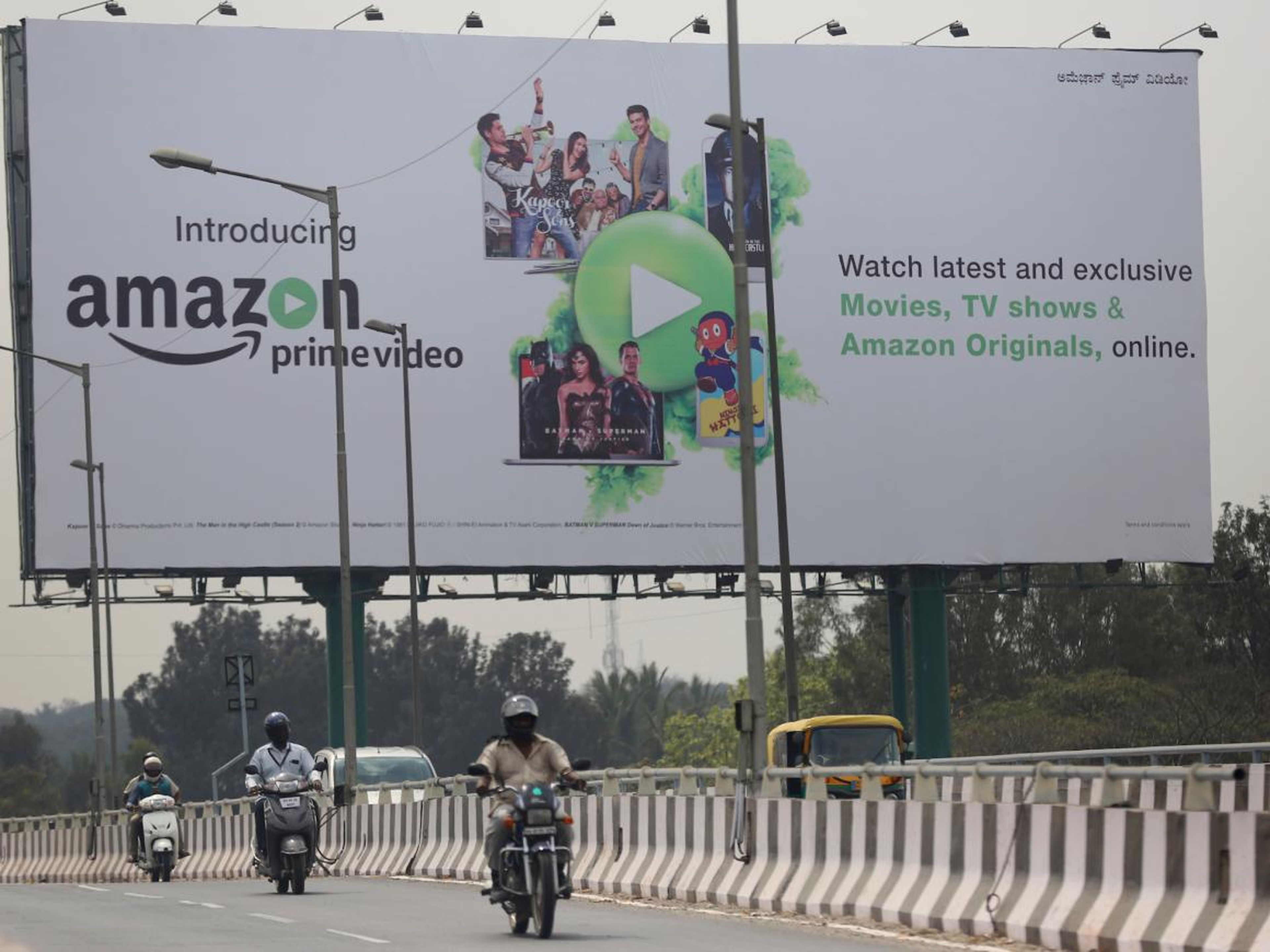 Un anuncio de Amazon en Bangalore, India.