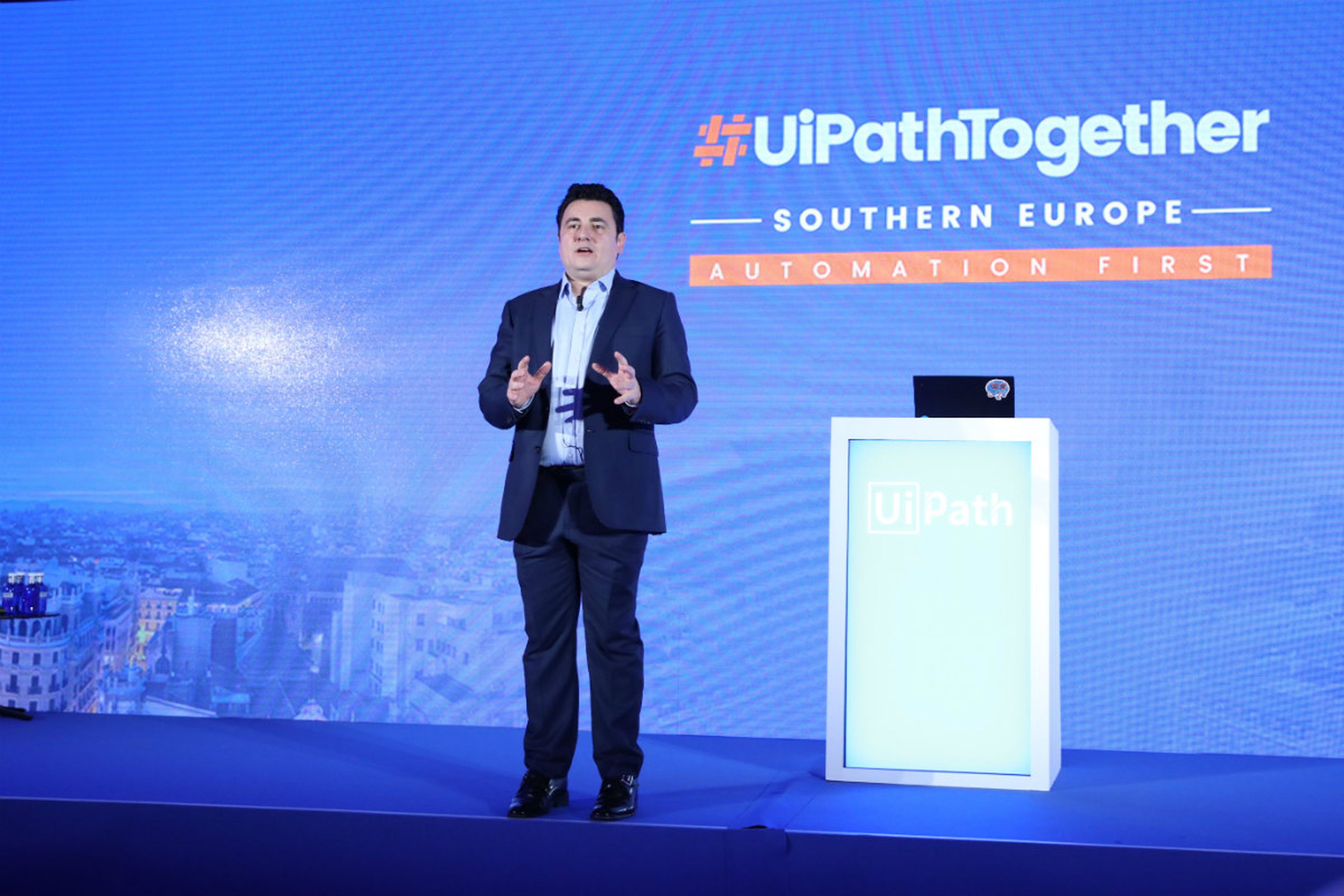 Franck Lopez, vicepresidente de ventas de UiPath