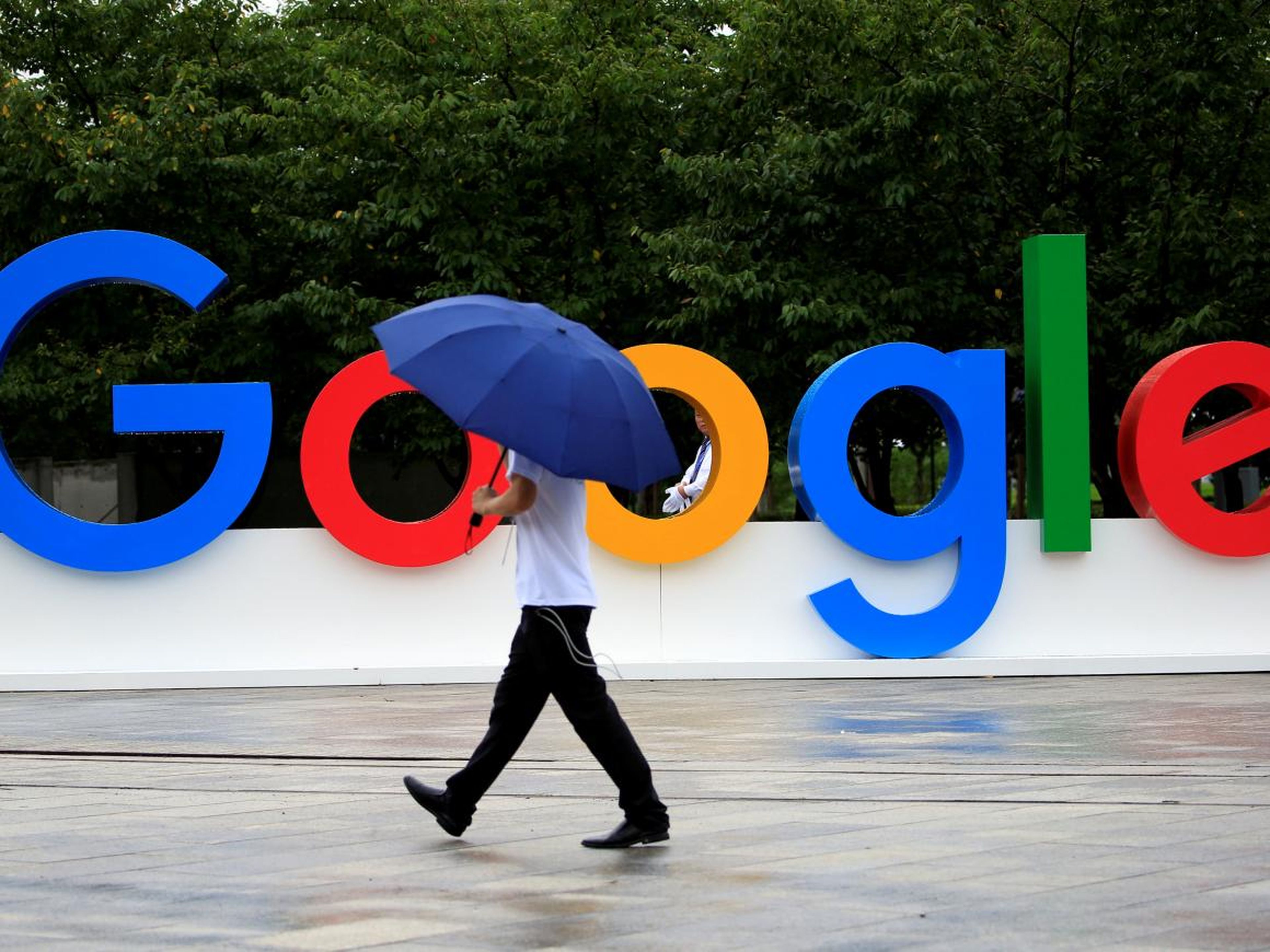 Los trabajadores de Google protestan contra los abusos sexuales.