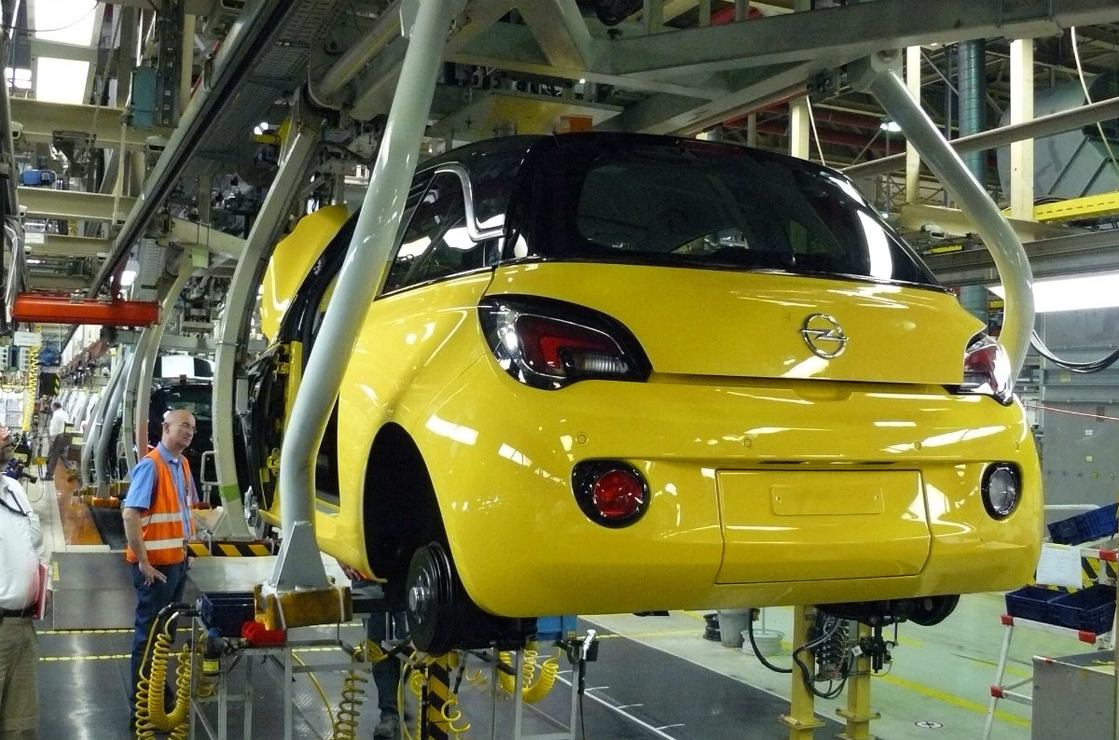 Una imagen de la fabricación de un coche Opel.