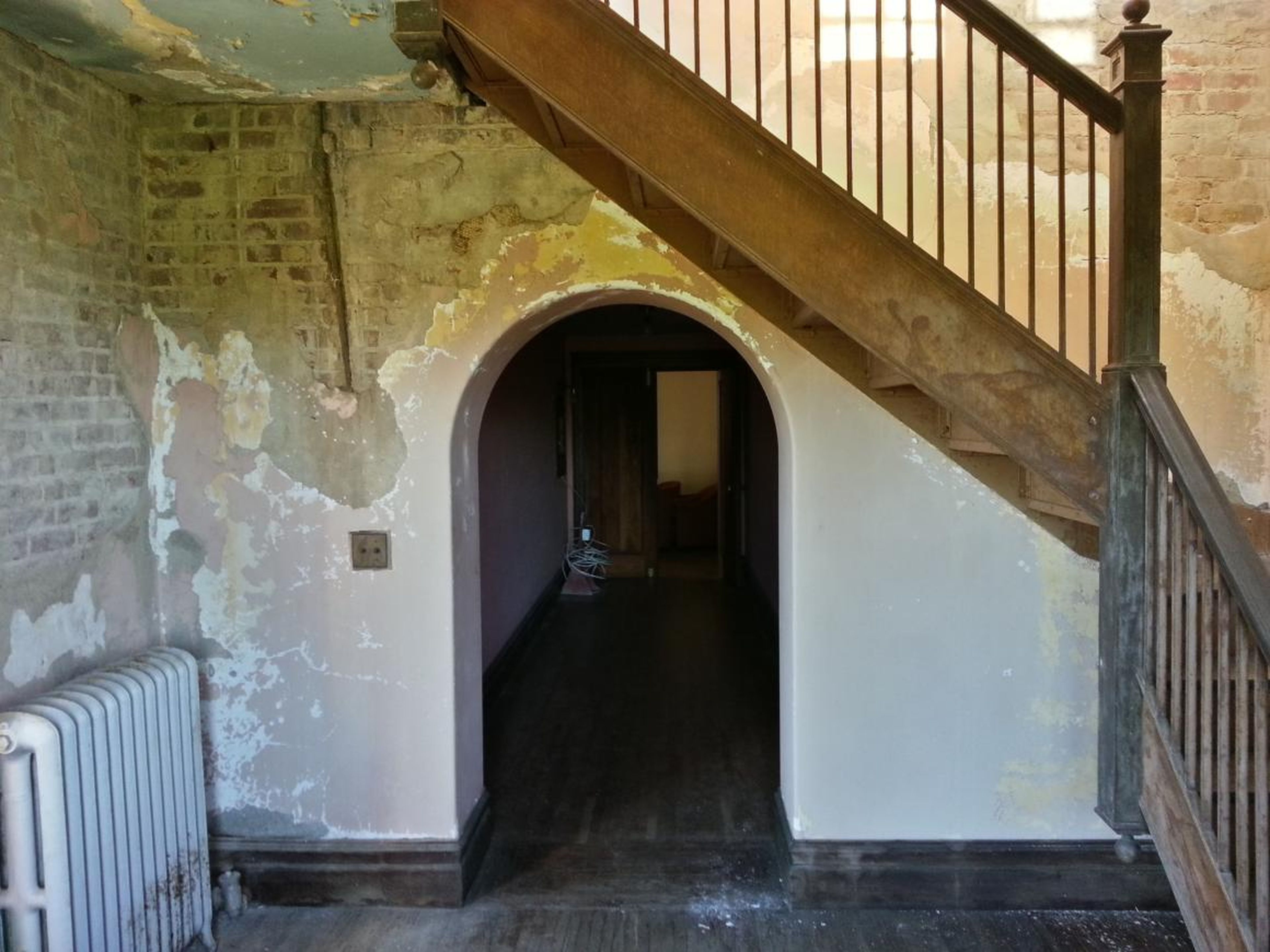 The mansion is occasionally still open to the public for weddings and other events, but local residents have complained that the estate has been mismanaged and that its condition is deteriorating.