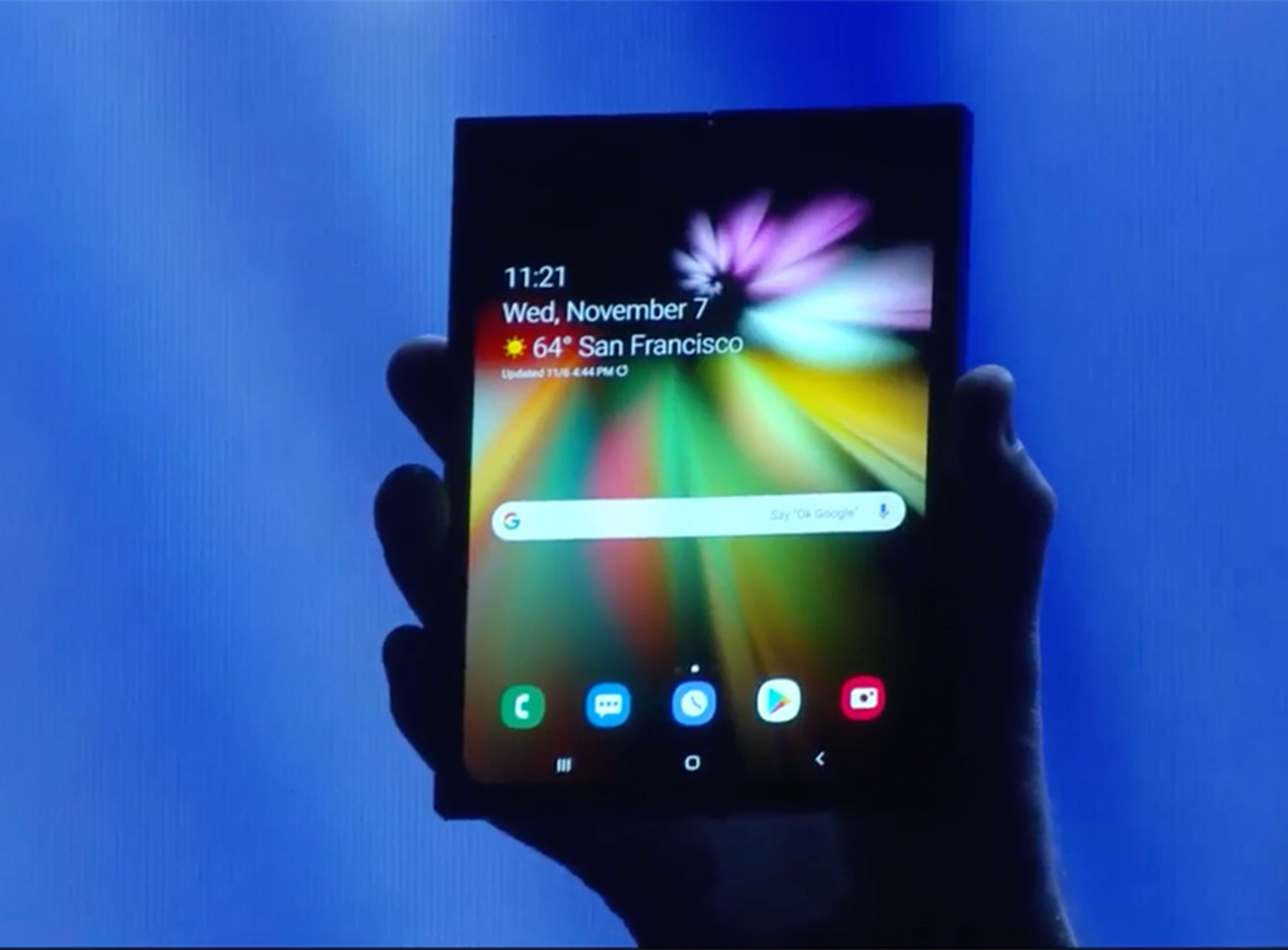 La primera imagen del móvil plegable de Samsung: así es con la pantalla desplegada en formato tablet.