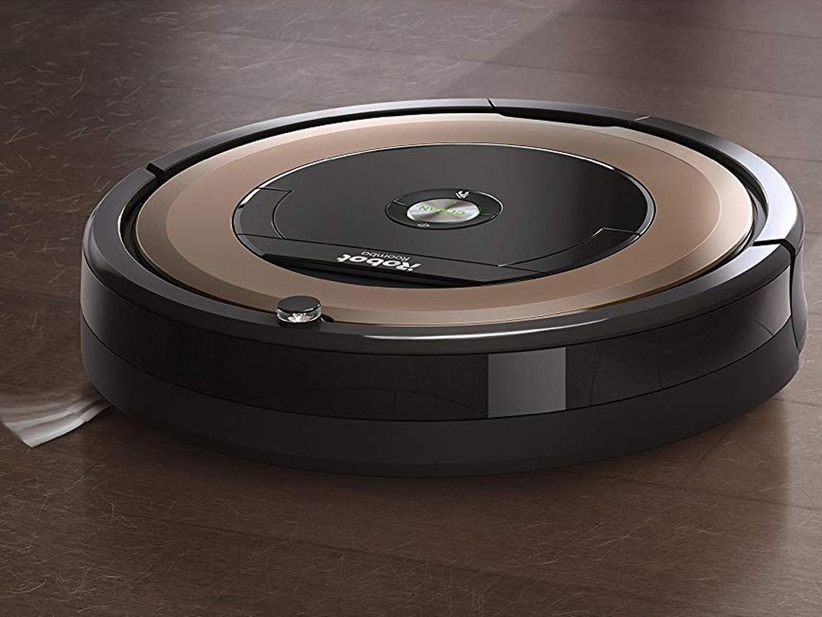Esta robot aspirador de Roomba es ideal para aspirar el pelo de