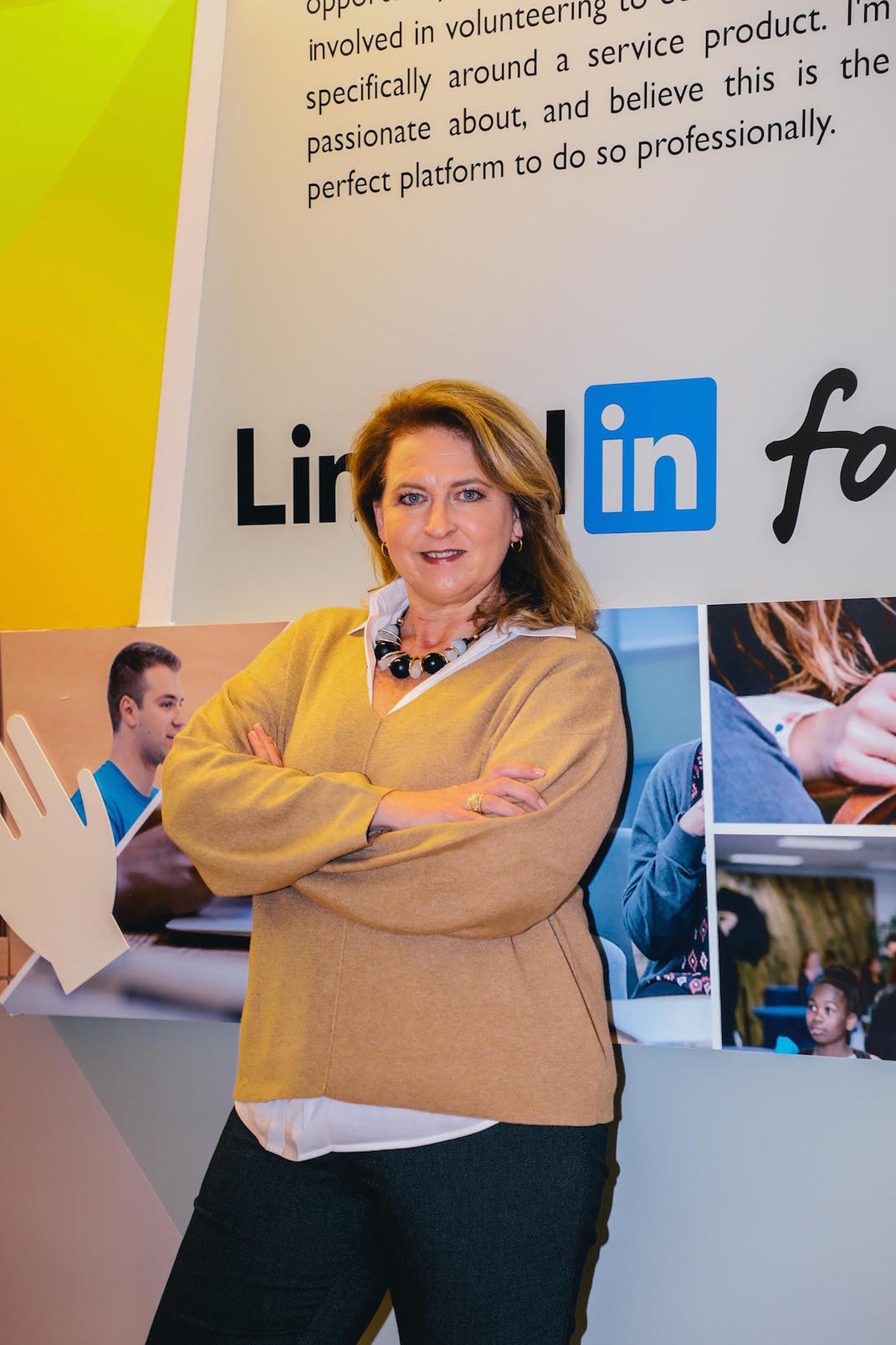 Sarah Harmon en una de las oficinas de LinkedIn en Madrid