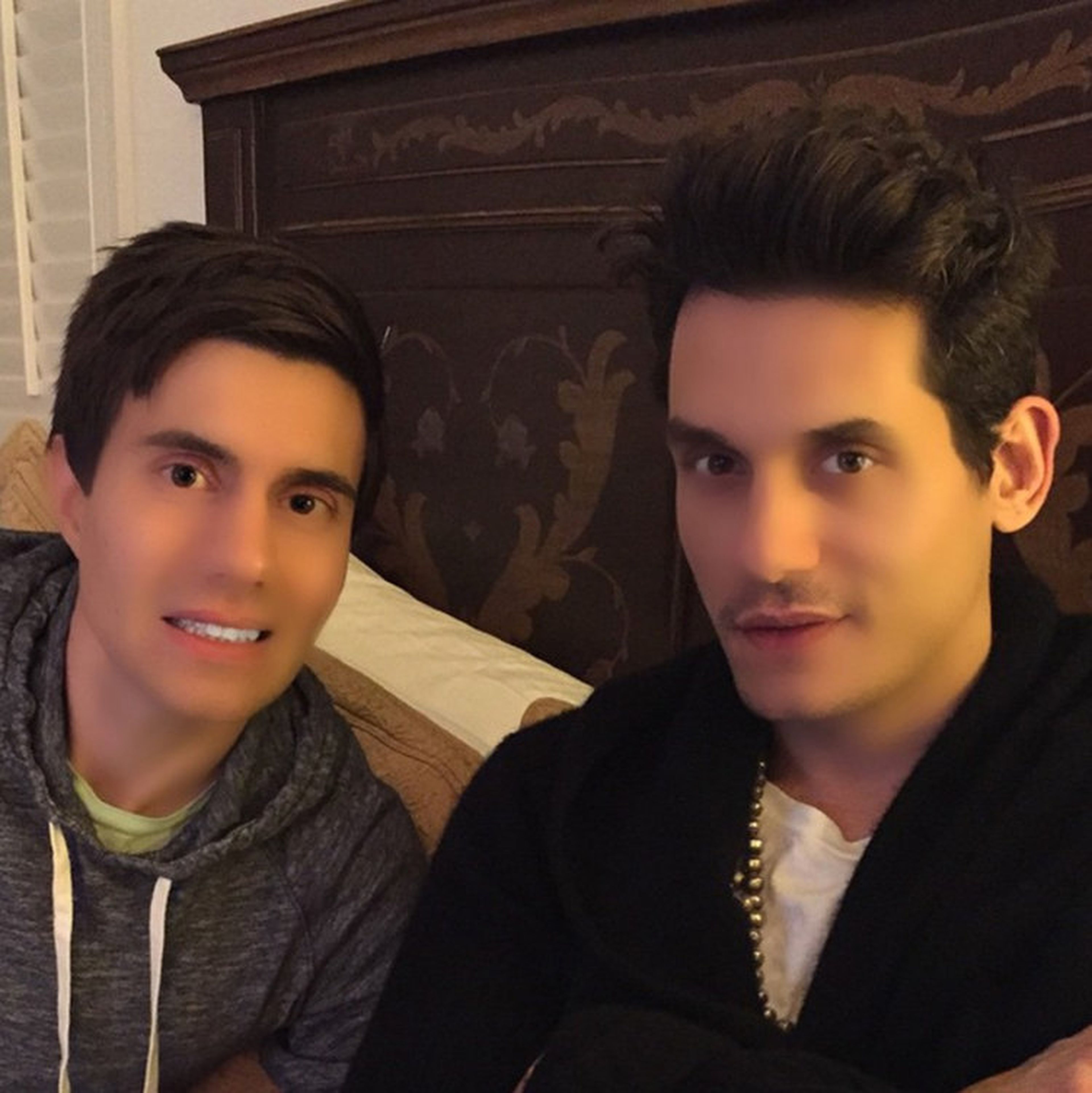 Este selfie de John Mayer pretendía ser una broma, ¿verdad?