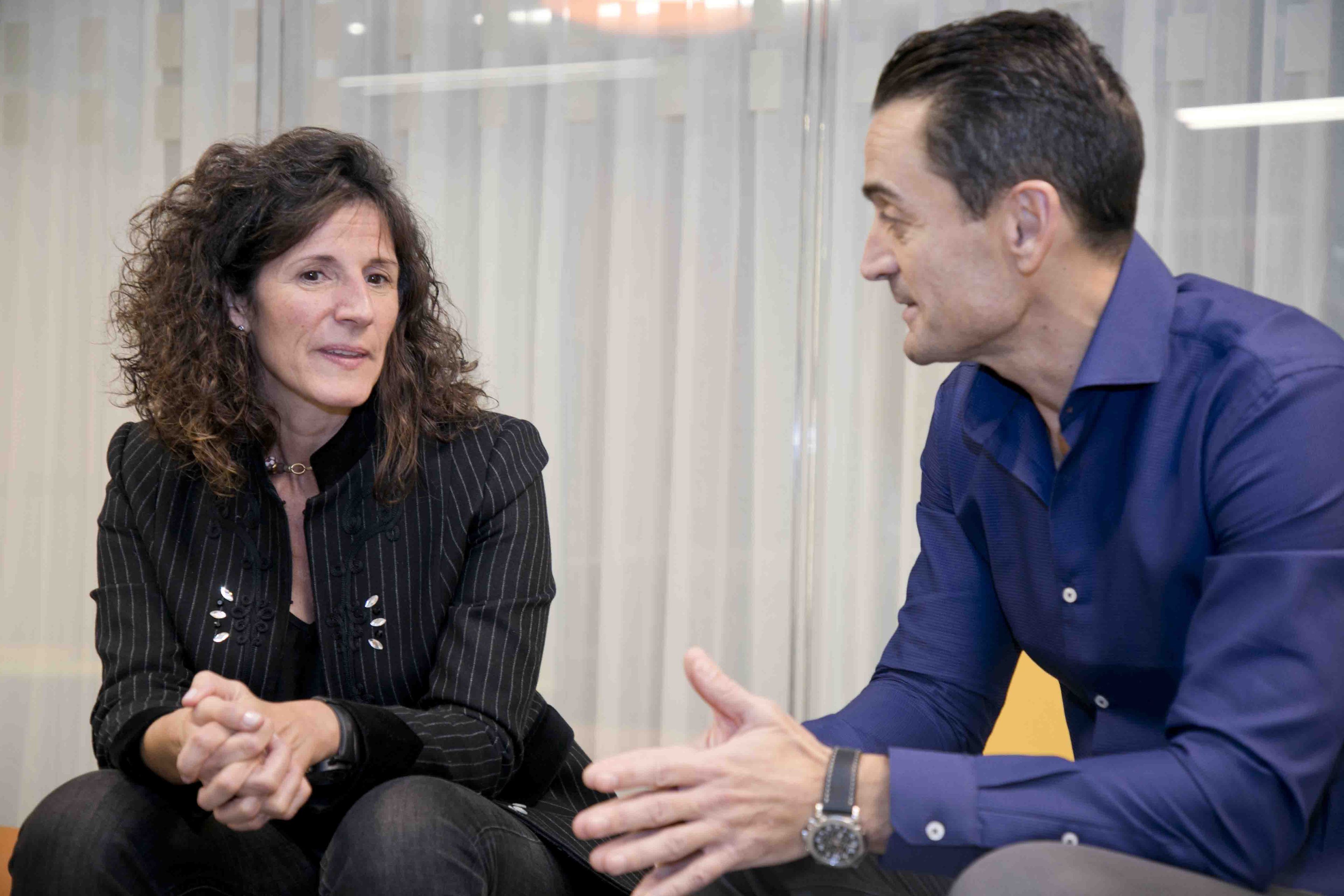 Ester García Cosín (directora general de Havas Media Group España) junto con Manuél del Campo (CEO de Axel Springer España)