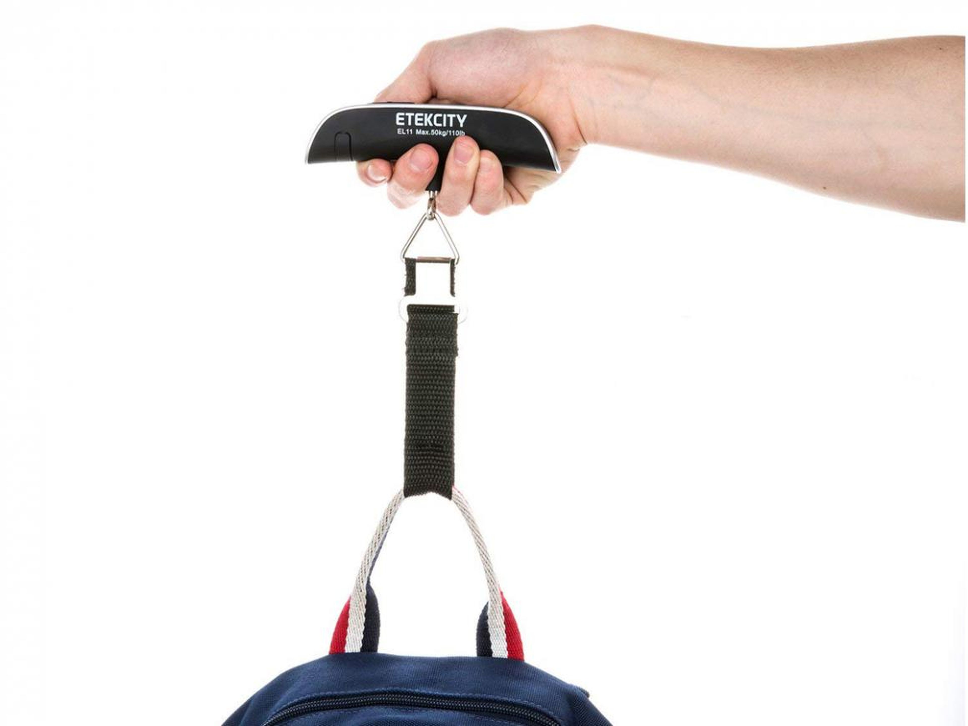 Every traveler should get this $11 luggage scale before their next international flight