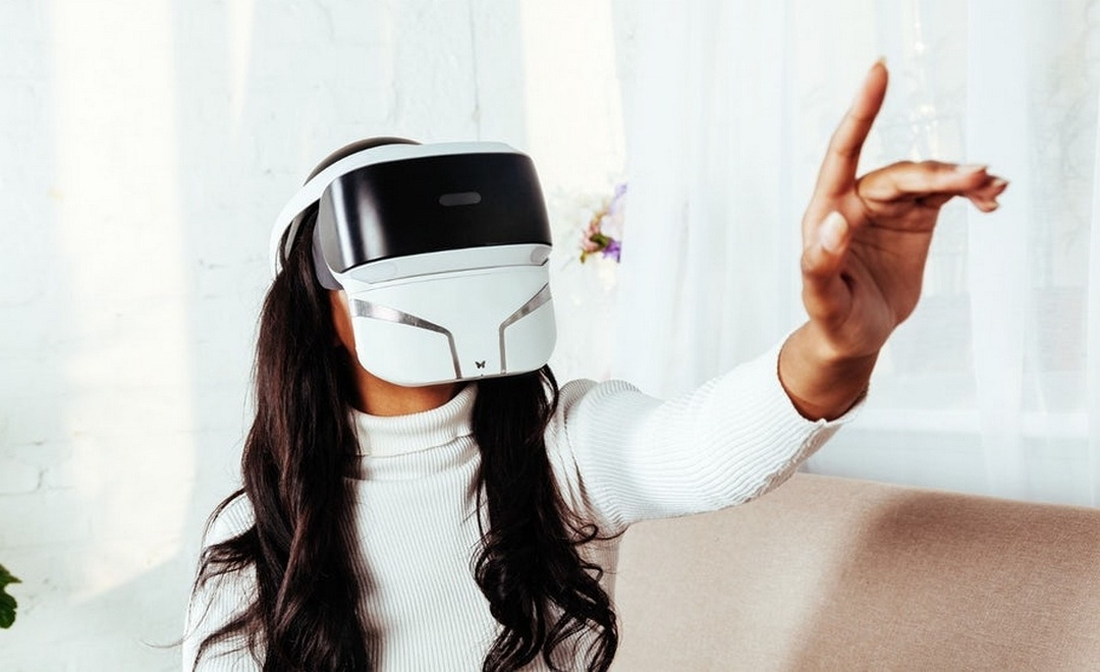 FeelReal VR, la máscara de realidad virtual que produce viento y olores
