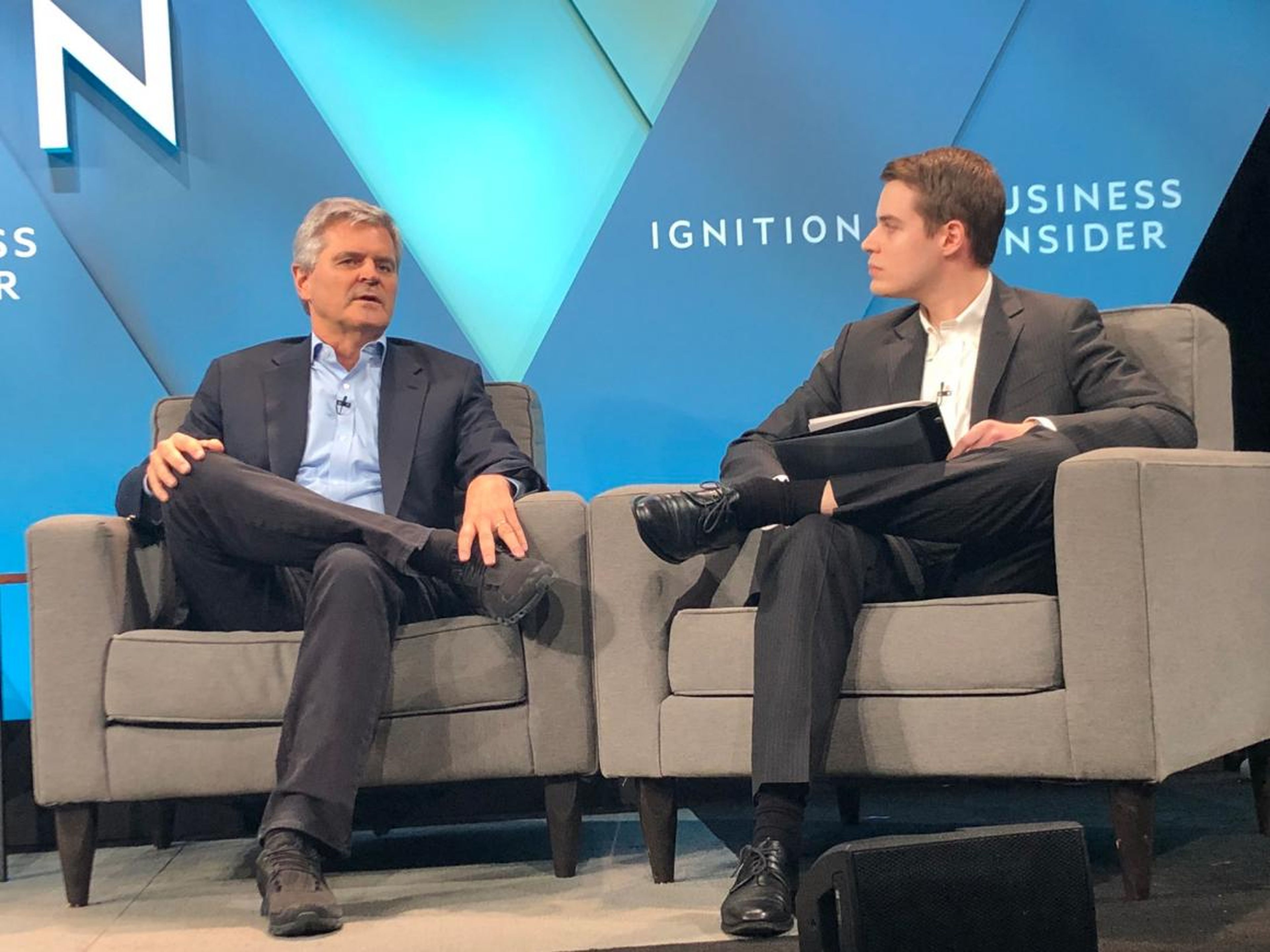 Entrevisté al cofundador de AOL, Steve Case, a la izquierda, acerca de su iniciativa "Rise of the Rest" en la conferencia Business Insider Ignition de este año.