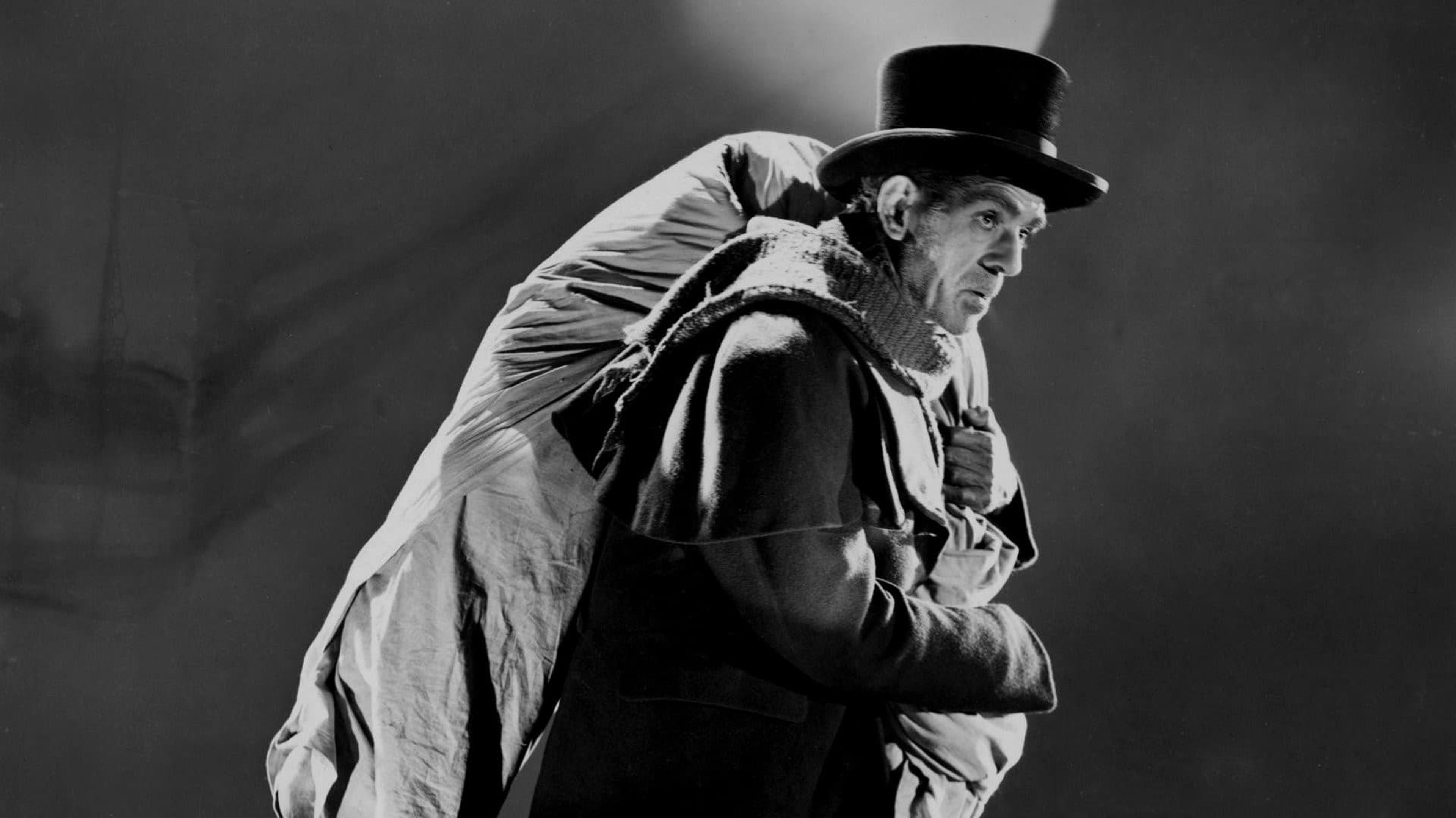 Boris Karloff interpreta a John Gray en El ladrón de cadáveres (1945)