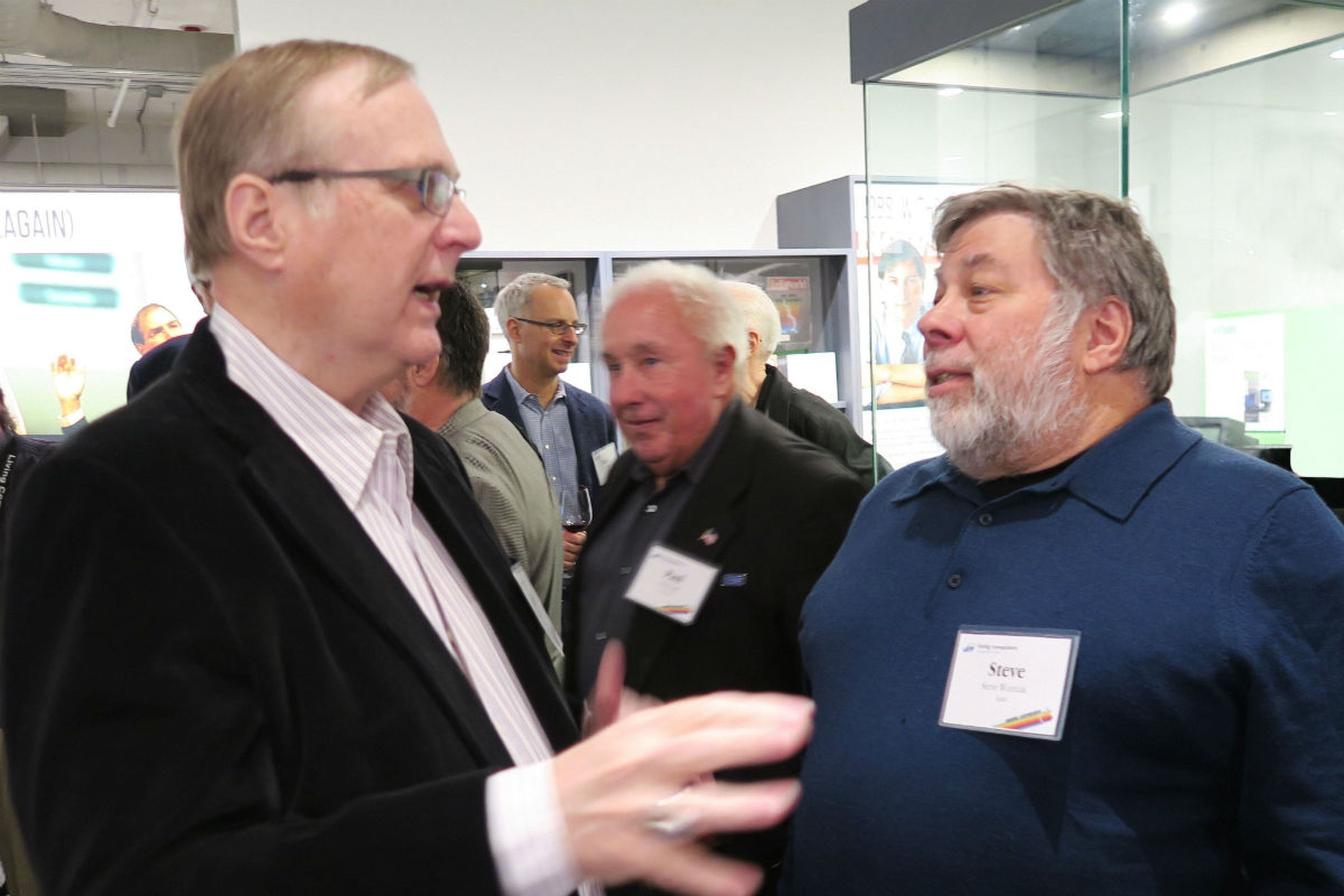 Paul Allen (izquierda), junto a Steve Wozniak.