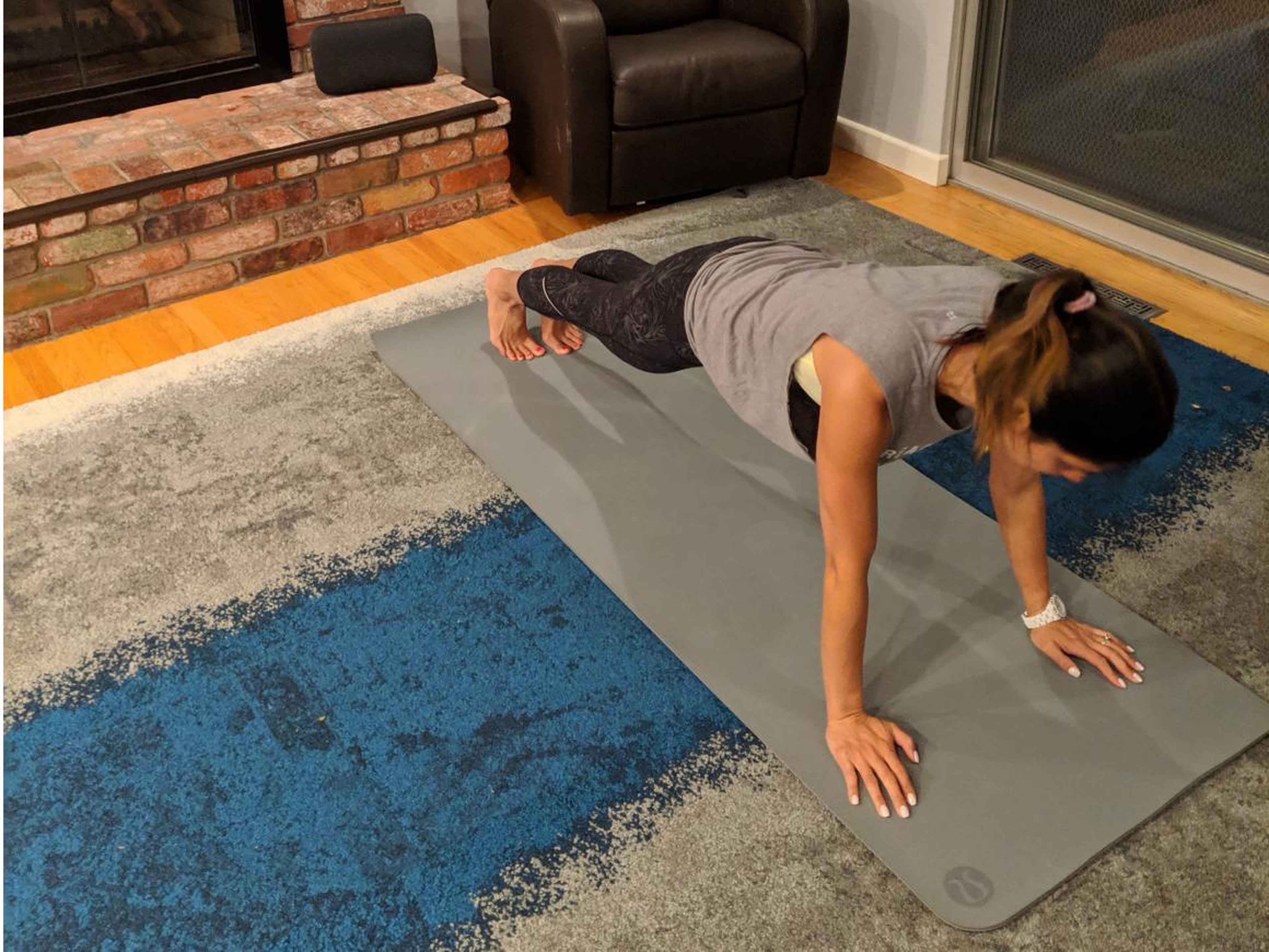 Rincon wakes up at about 5:30 a.m. so she has time to do a quick workout — which includes core work and yoga — and take a shower before her kids wake up at about 6:15.