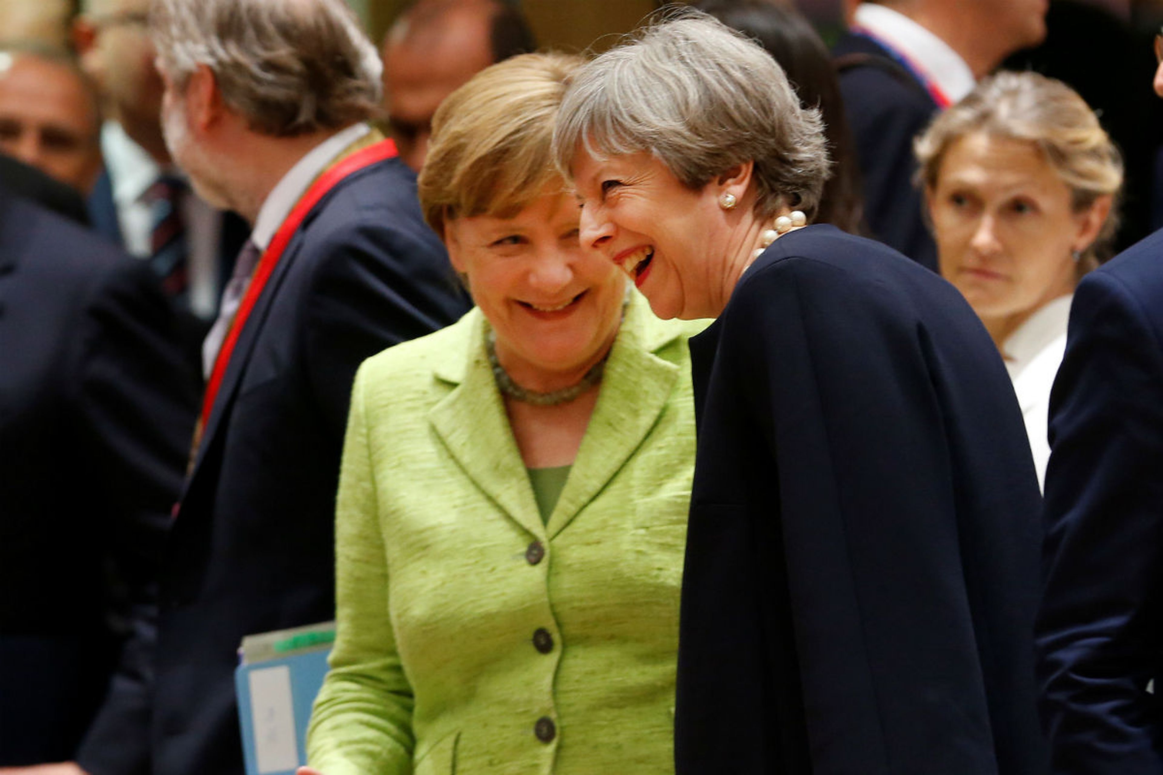 Angela Merkel y Theresa May en un encuentro en Bruselas.