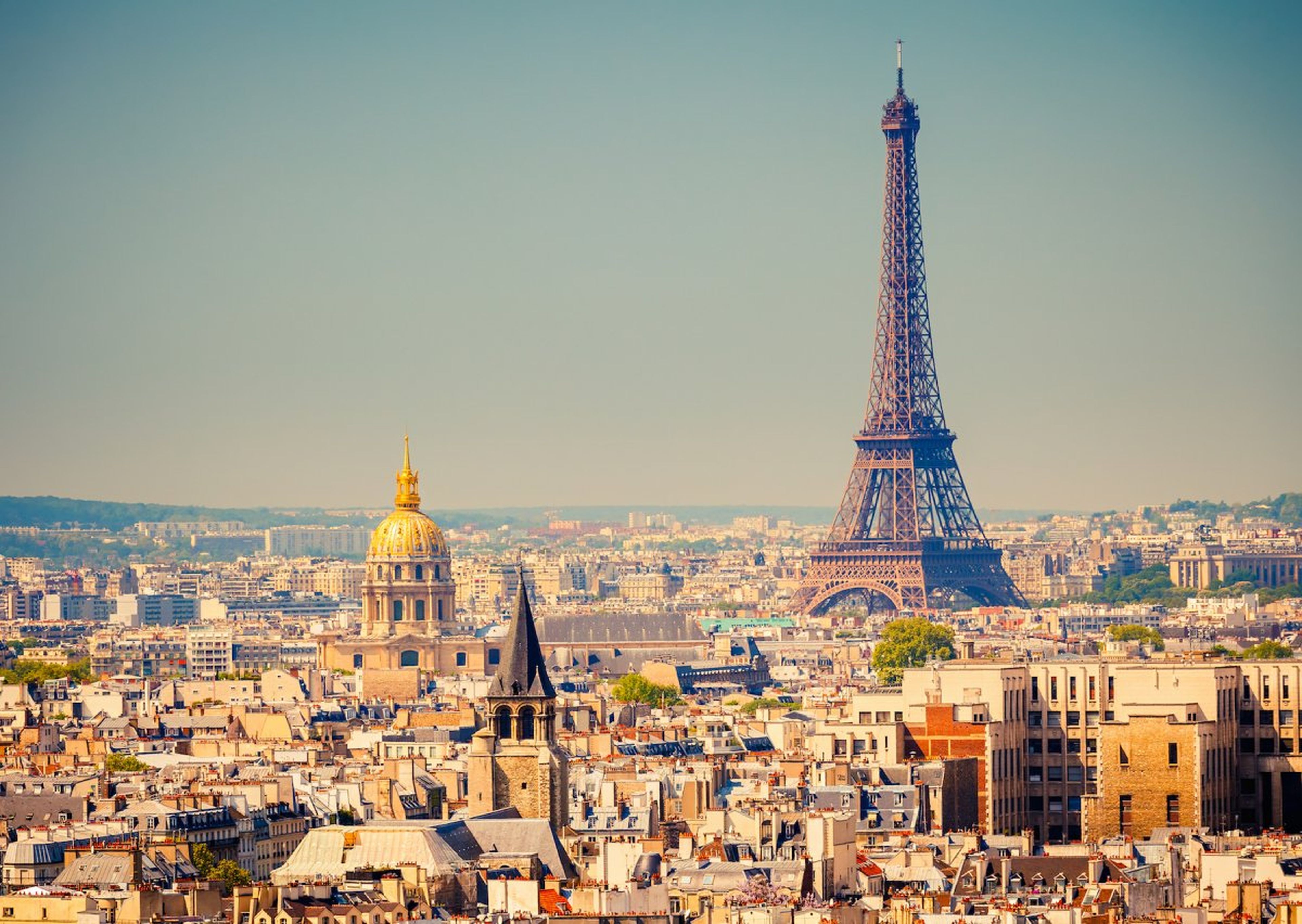 París, con la Torre Eiffel al fondo