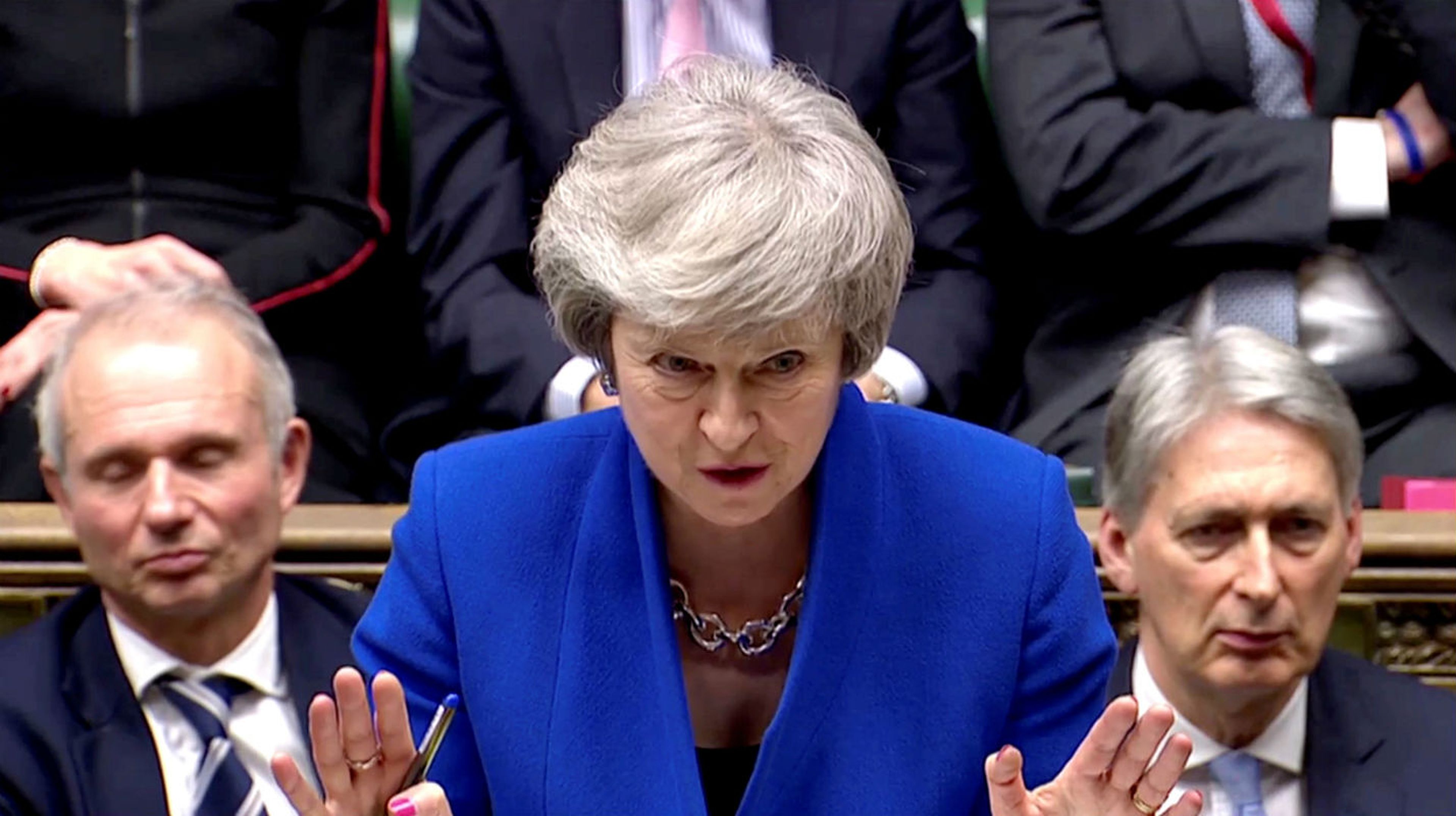 Theresa May, durante el debate previo a la moción de censura