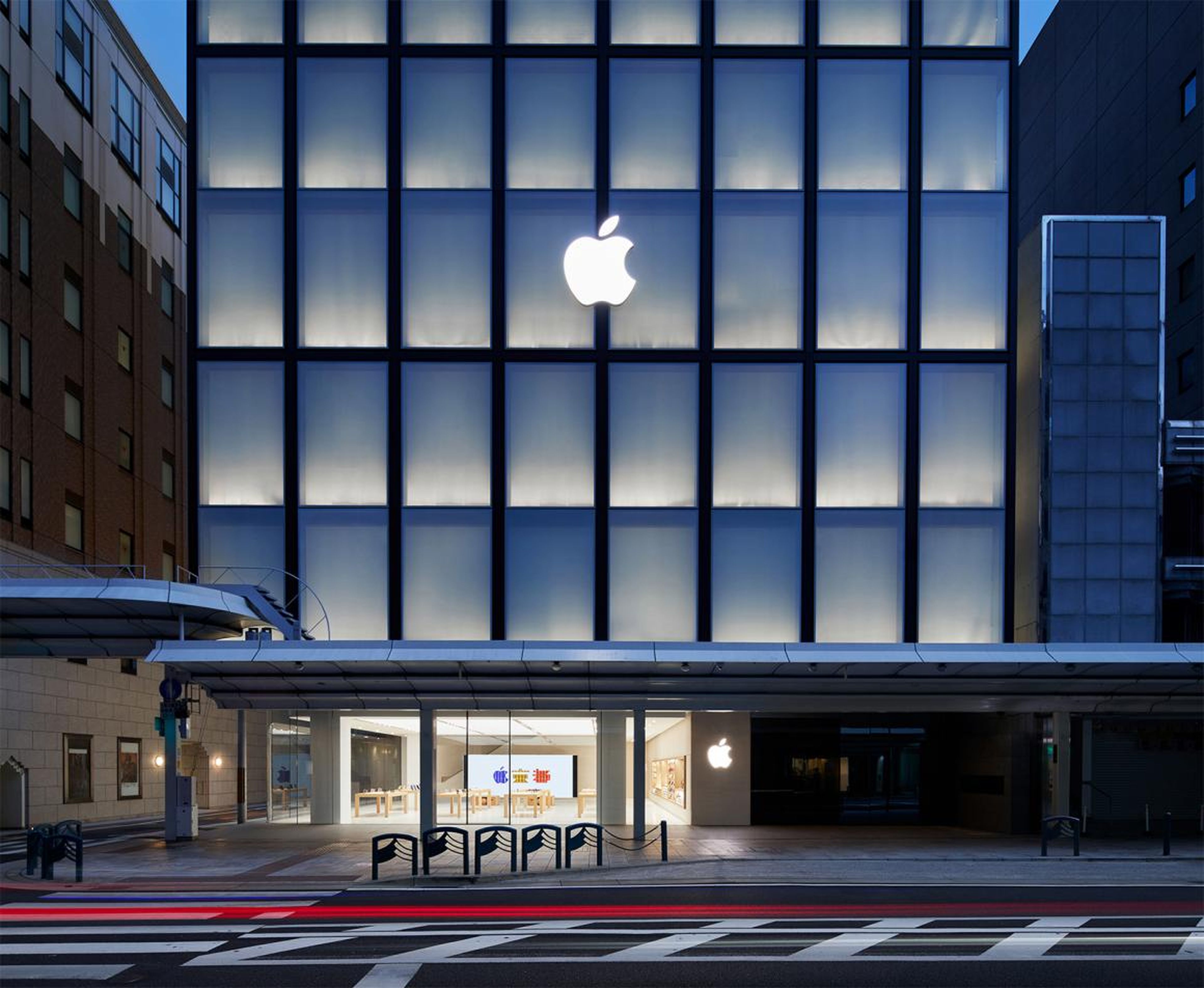Apple opened its first store in Kyoto, Japan, last summer on Shijō Dori, the city's main technological and retail hub since the 1600s.