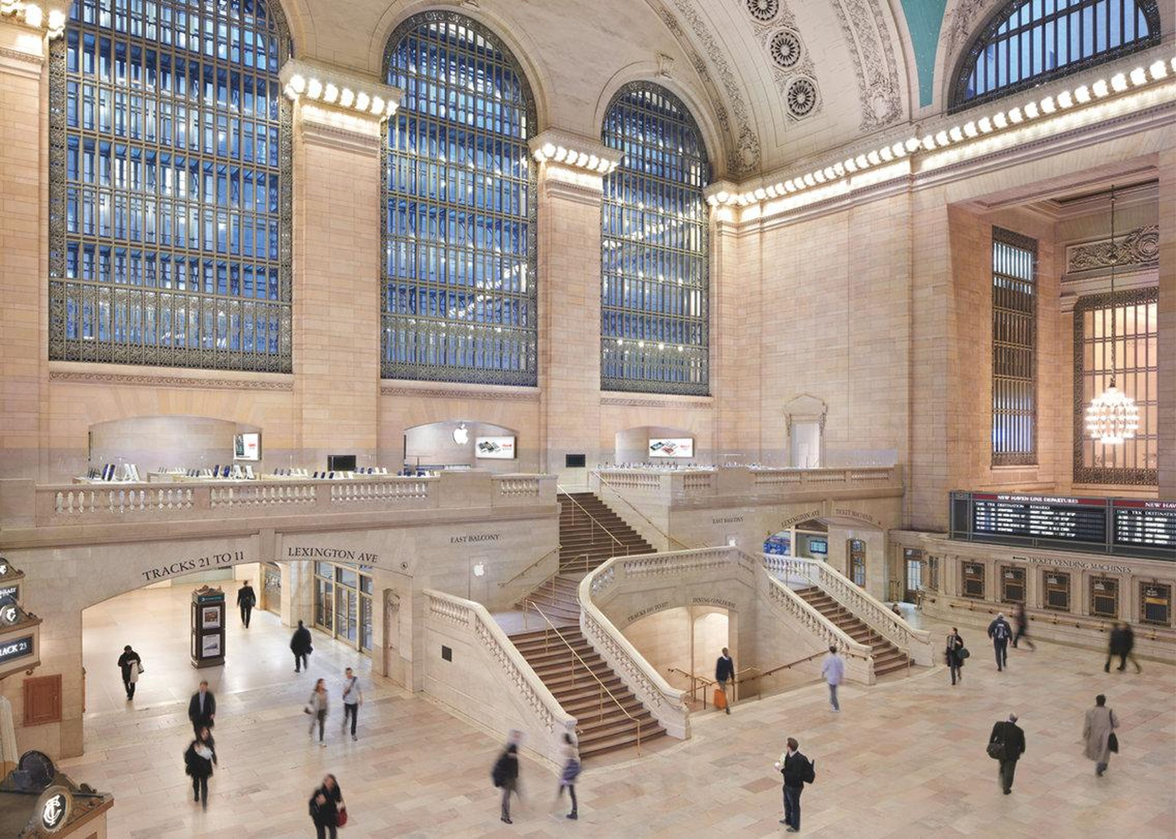 Apple reportedly paid $2.5 million to renovate space in New York's iconic Grand Central Terminal. That is on top of the $5 million it reportedly paid to buy out the previous tenant.