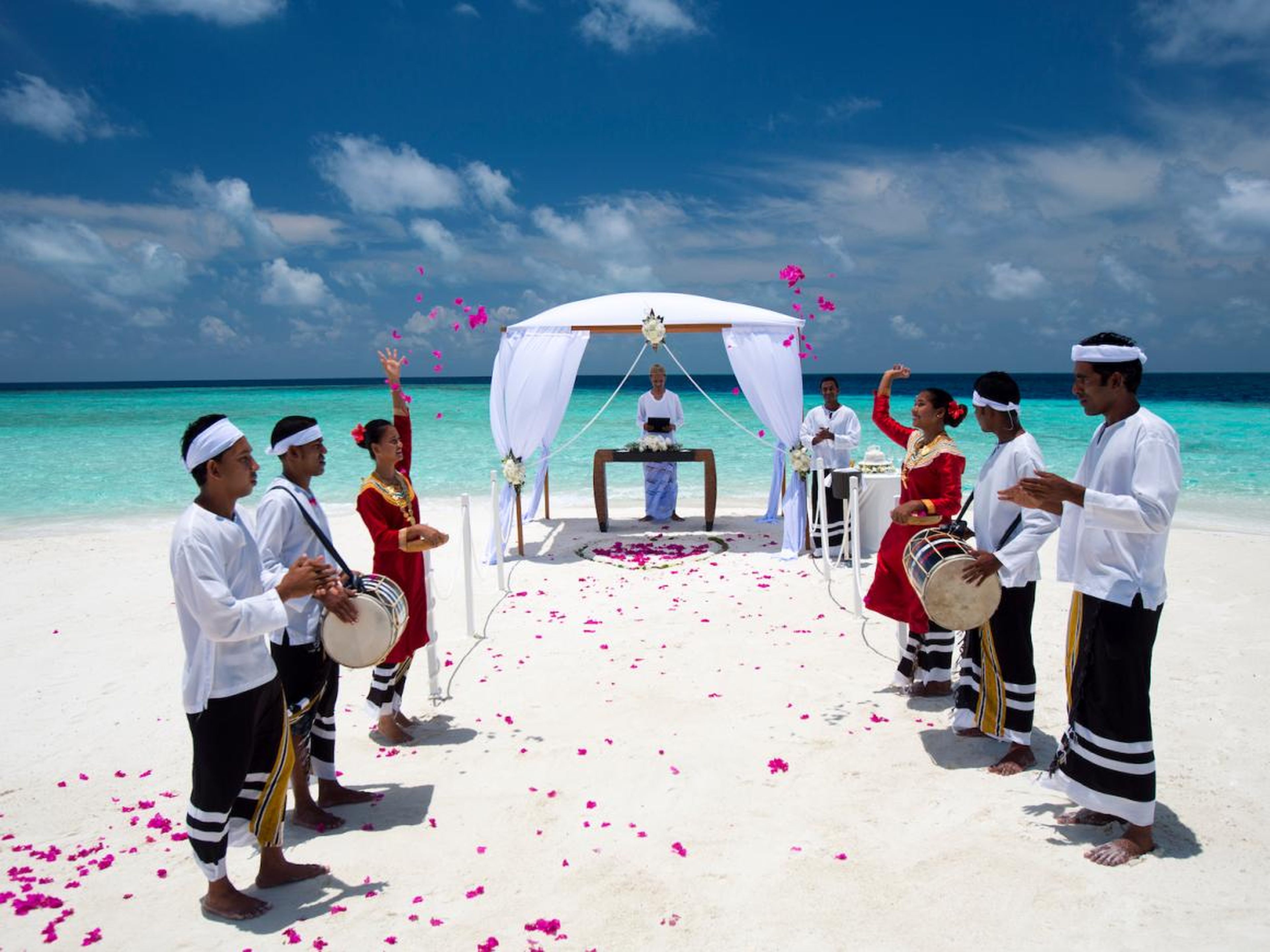Baros also offers private vow renewal ceremonies by the sea, complete with a traditional Maldivian Bodu Beru dance procession, a traditional sarong for the bride and Baros polo shirt for the groom, a wedding cake, a memorial palm