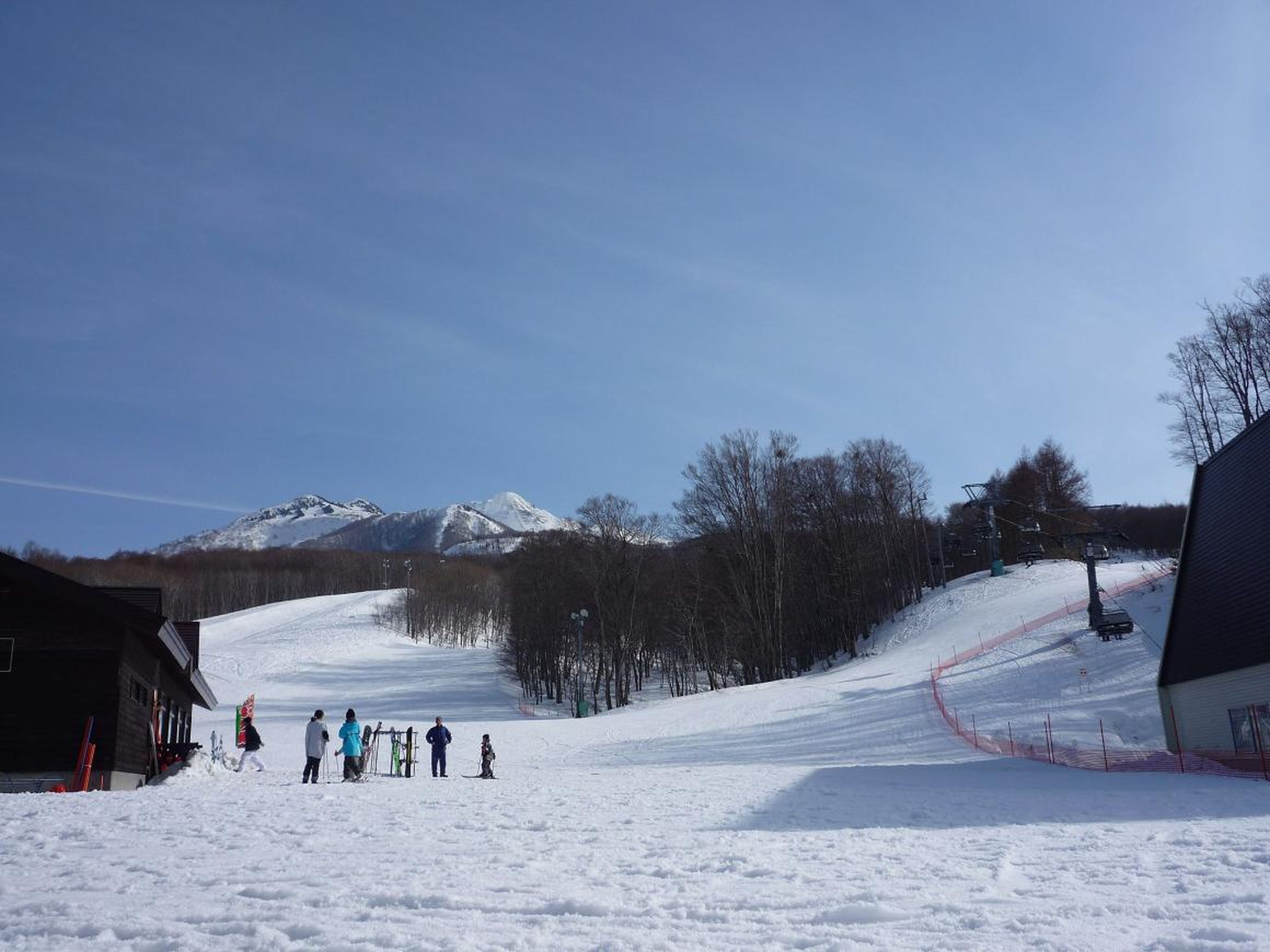 During the winter, Aomori is a popular tourist destination. People come from all over to visit the ski resorts.
