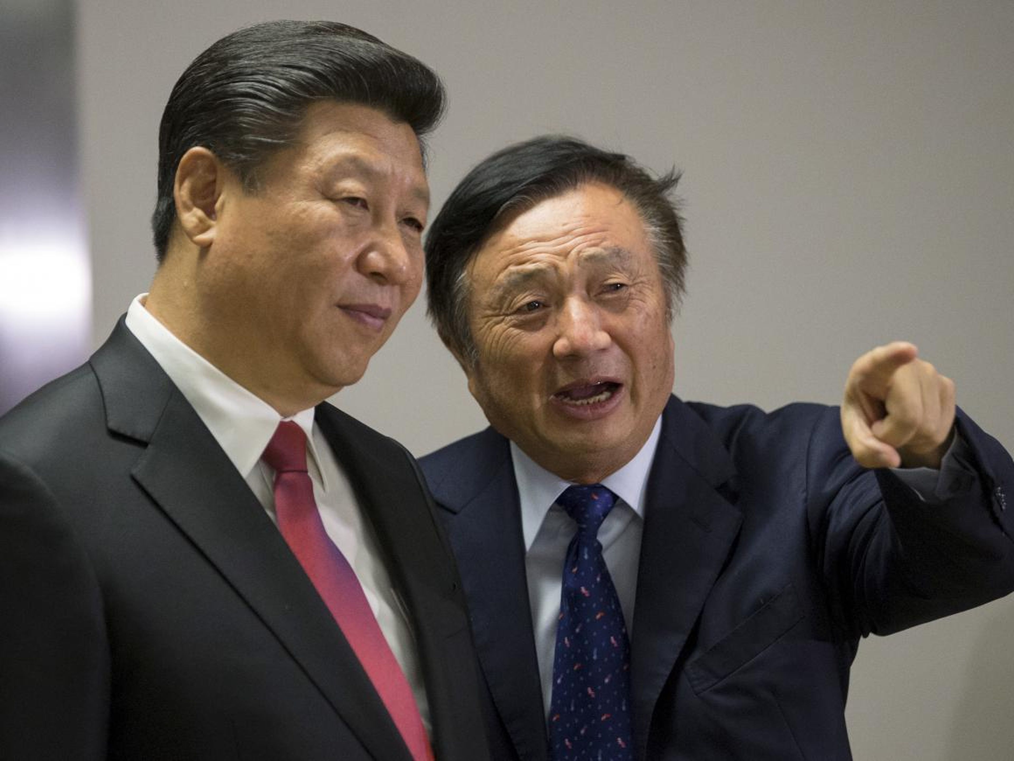 Huawei CEO Ren Zhengfei with Chinese President Xi Jinping.