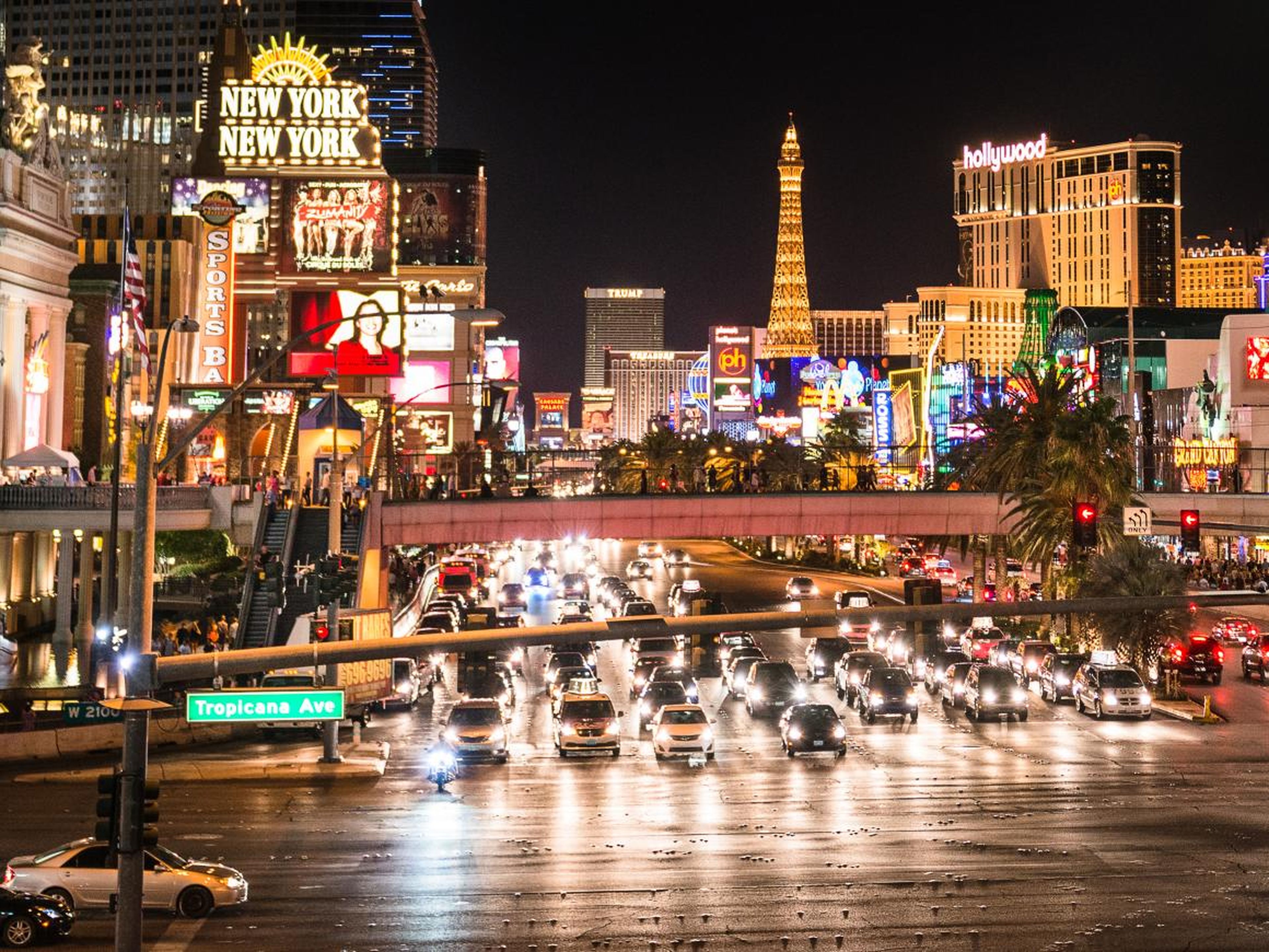 If you opt to take a car instead, the traffic near the Strip has been known to rival Los Angeles at rush hour.