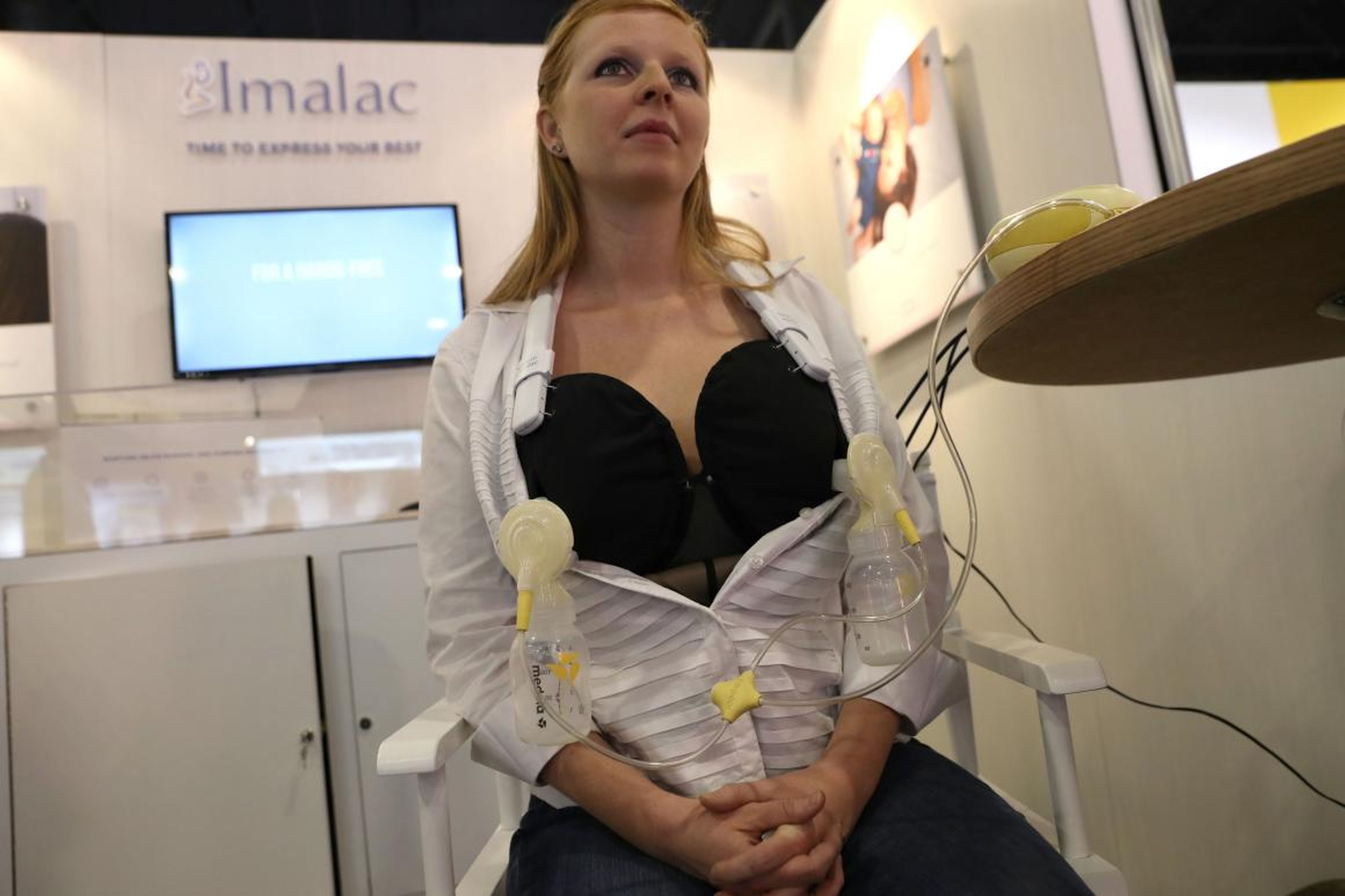 The Imalac nurture nursing and pumping bra has attachable massage cups.