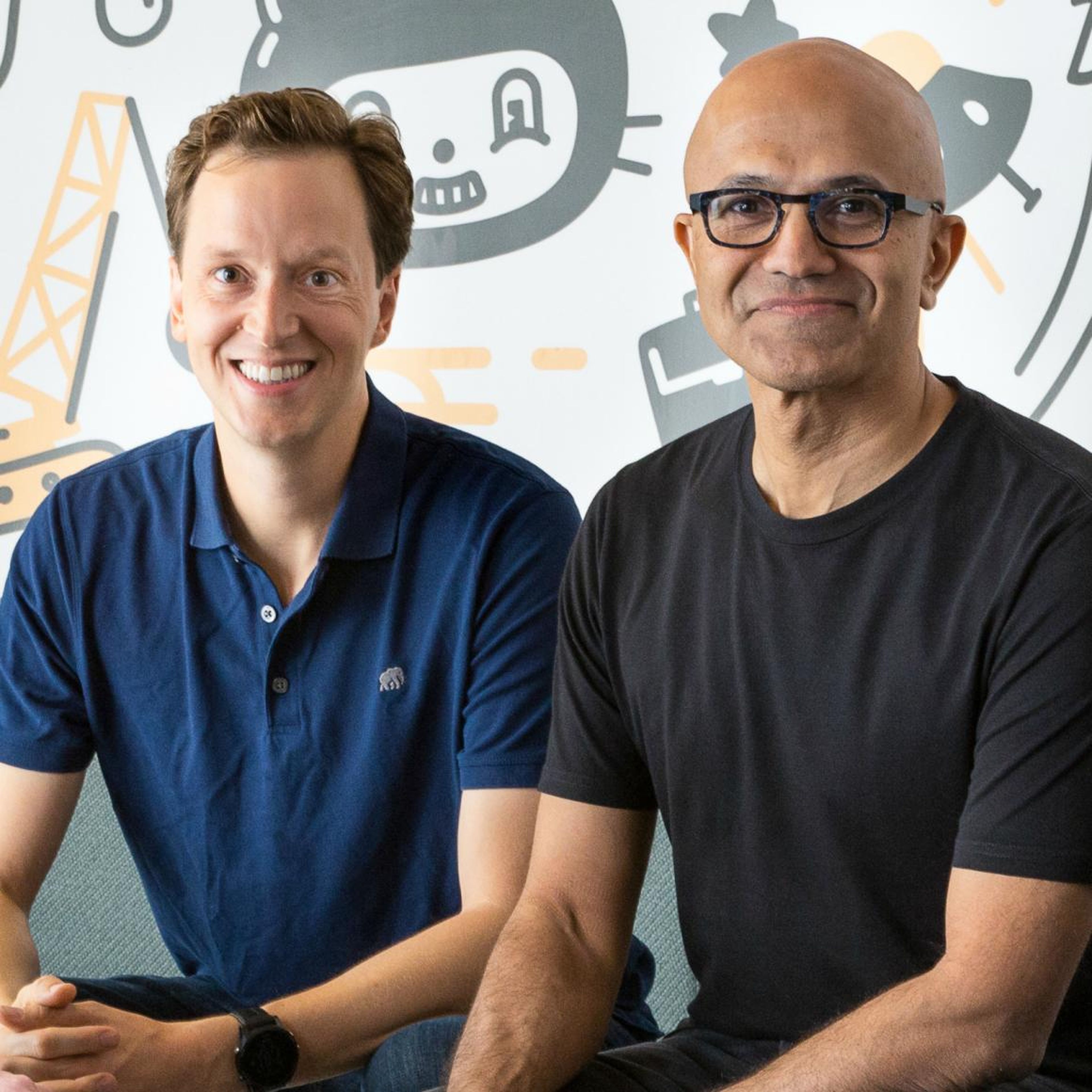 Nat Friedman, CEO de GitHub, y Satya Nadella, CEO de Microsoft