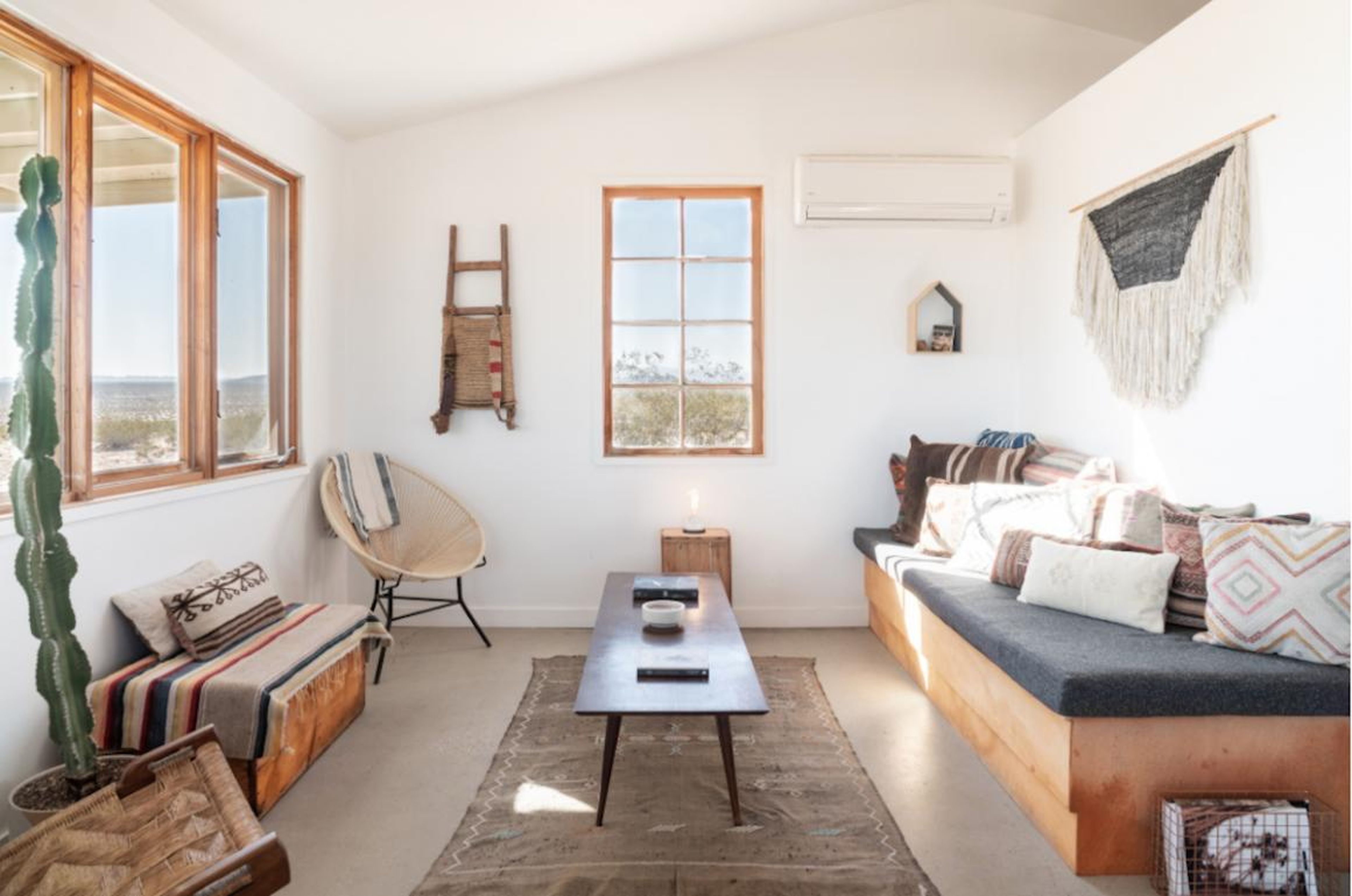 [RE] El interior de la casa de Airbnb incluye toneladas de servicios.