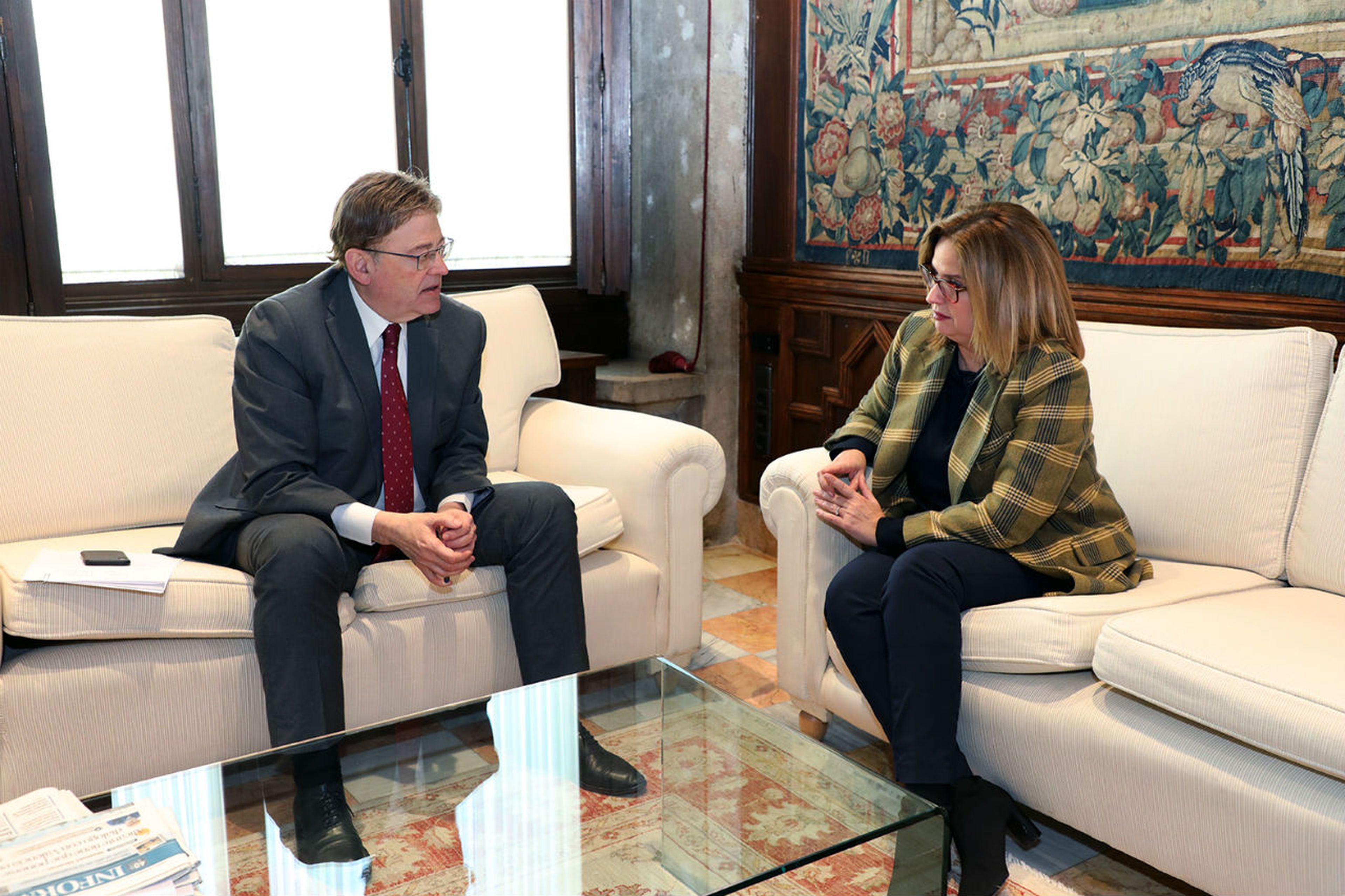 La secretaria general de Vivienda, Helena Beunza, junto al presidente de la Generalitat Valenciana, Ximo Puig