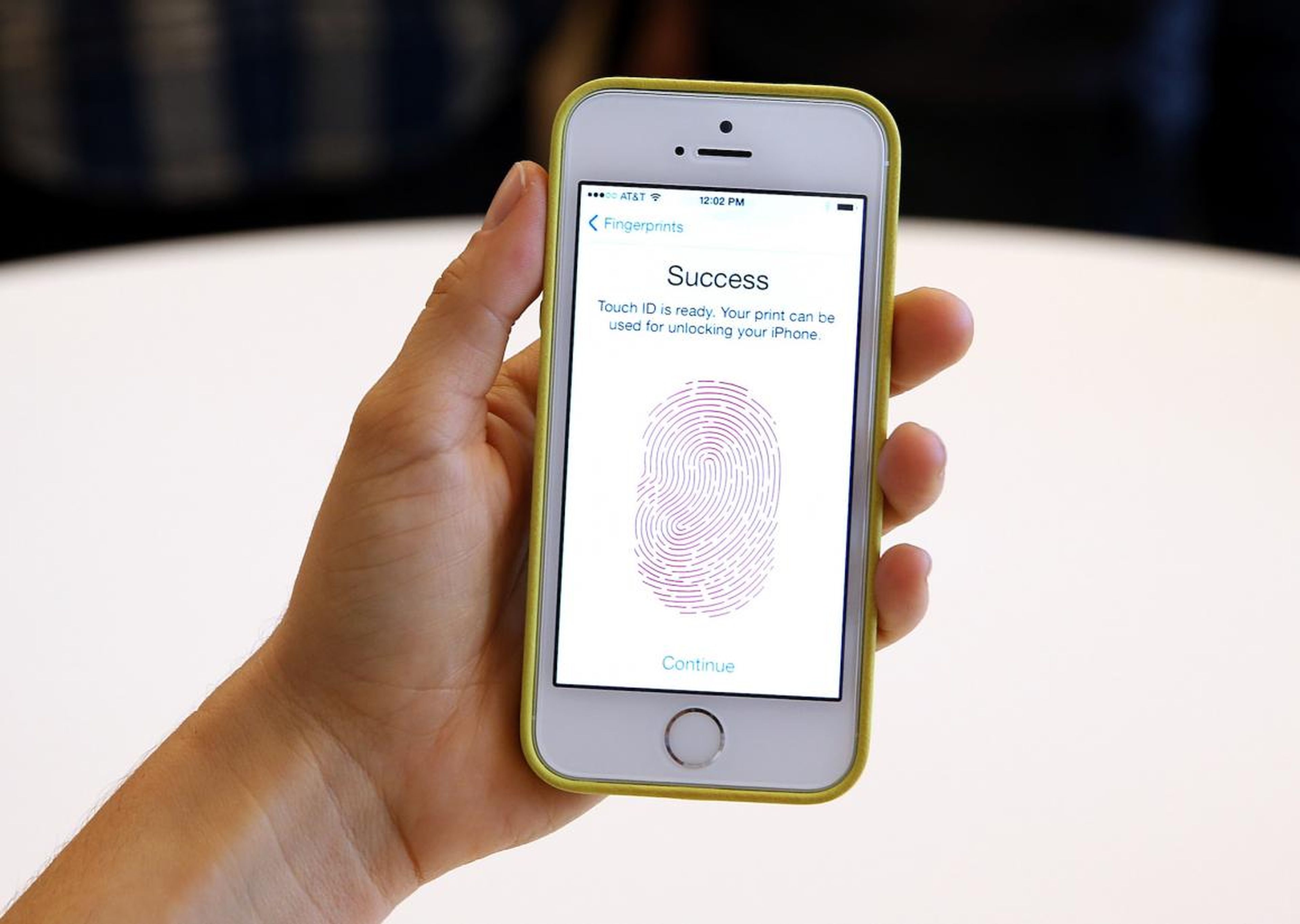 Sensor de huella dactilar del Apple Touch ID.