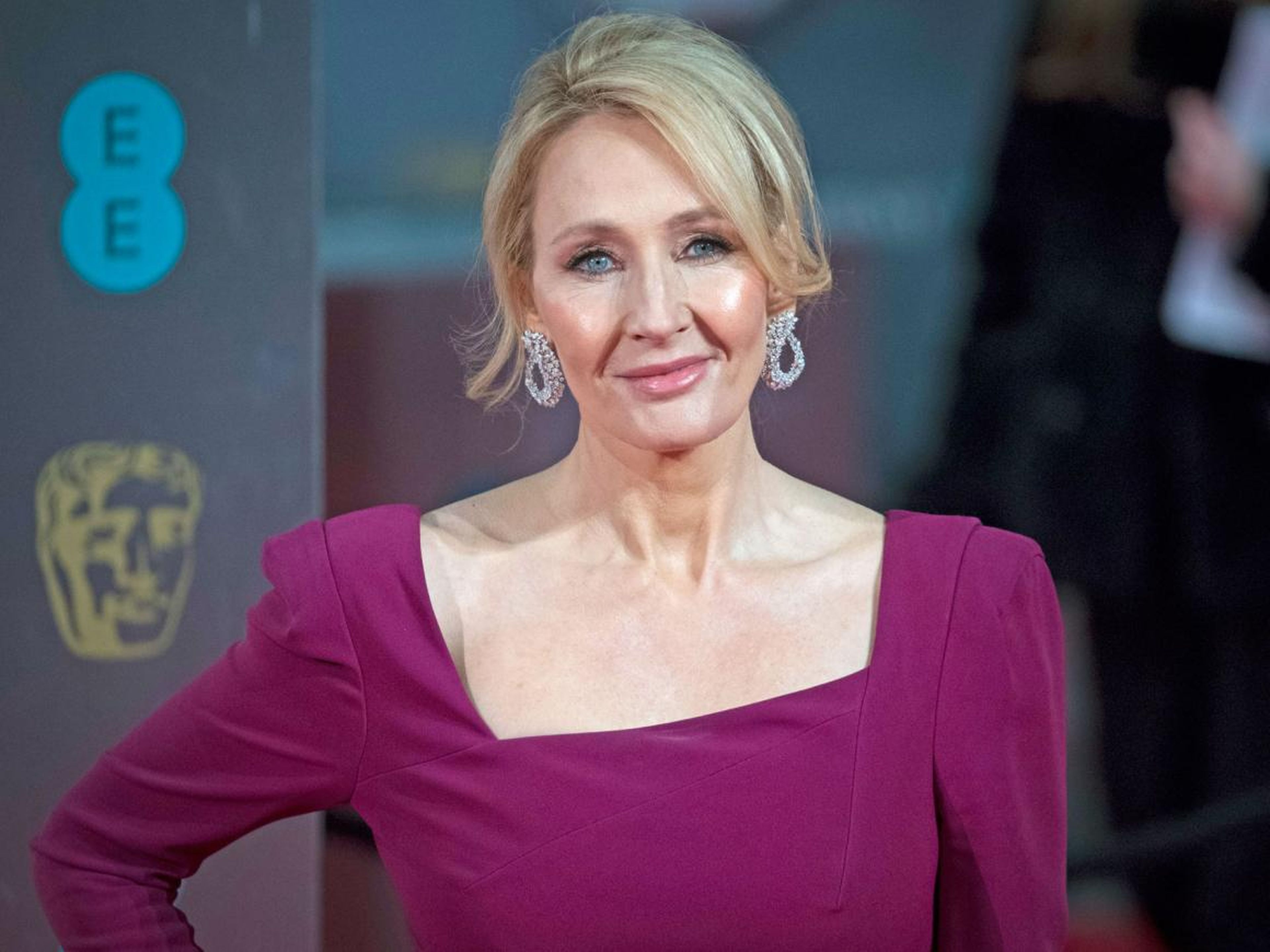 J.K. Rowling asiste a la 70ª edición de los premios de la Academia Británica de Cine.