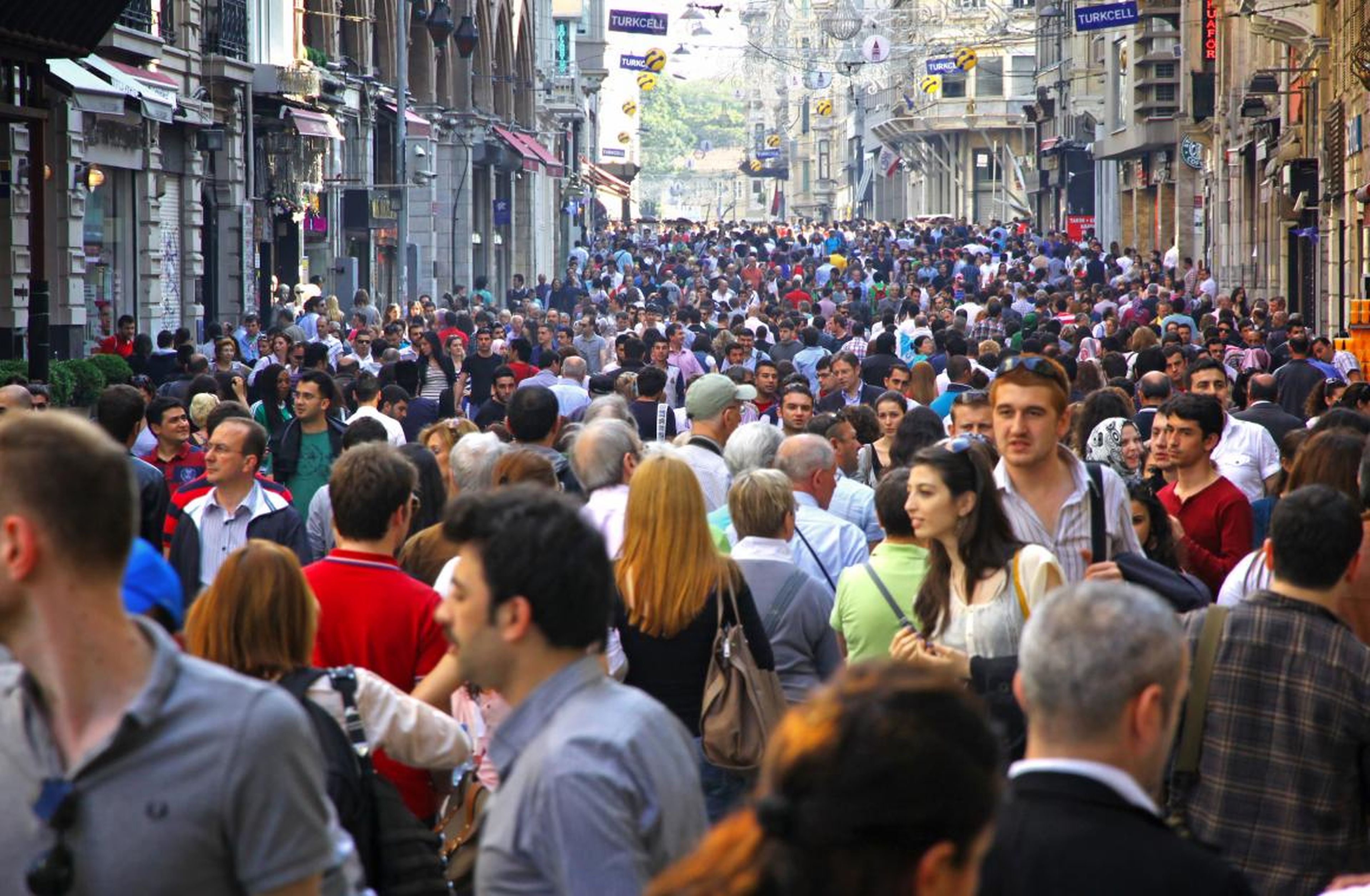 The average commuter in Istanbul spends 59 hours every year in traffic.