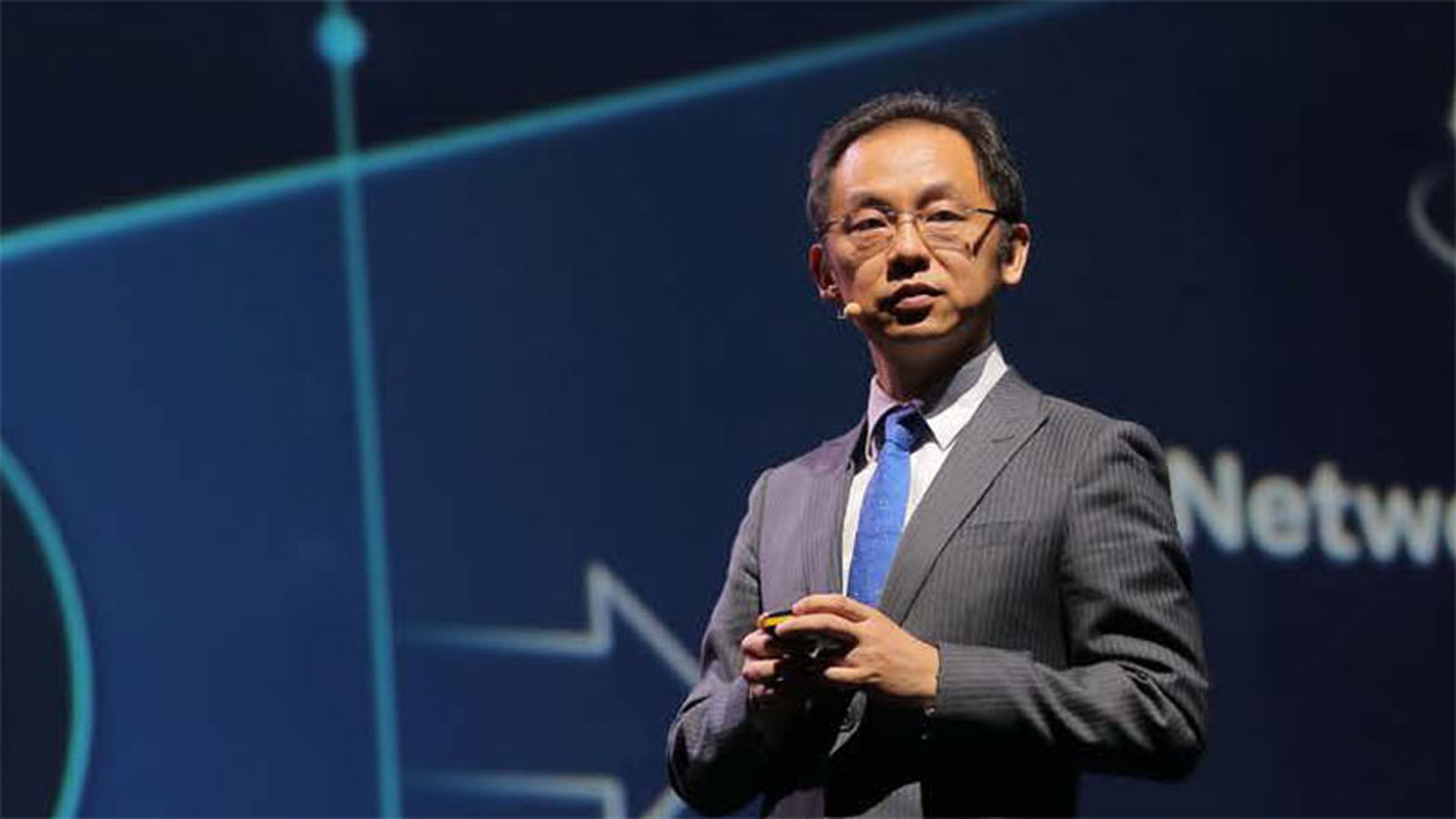 Ryan Ding, director ejecutivo del Consejo y CEO de la Unidad de Negocio de Redes de Huawei.