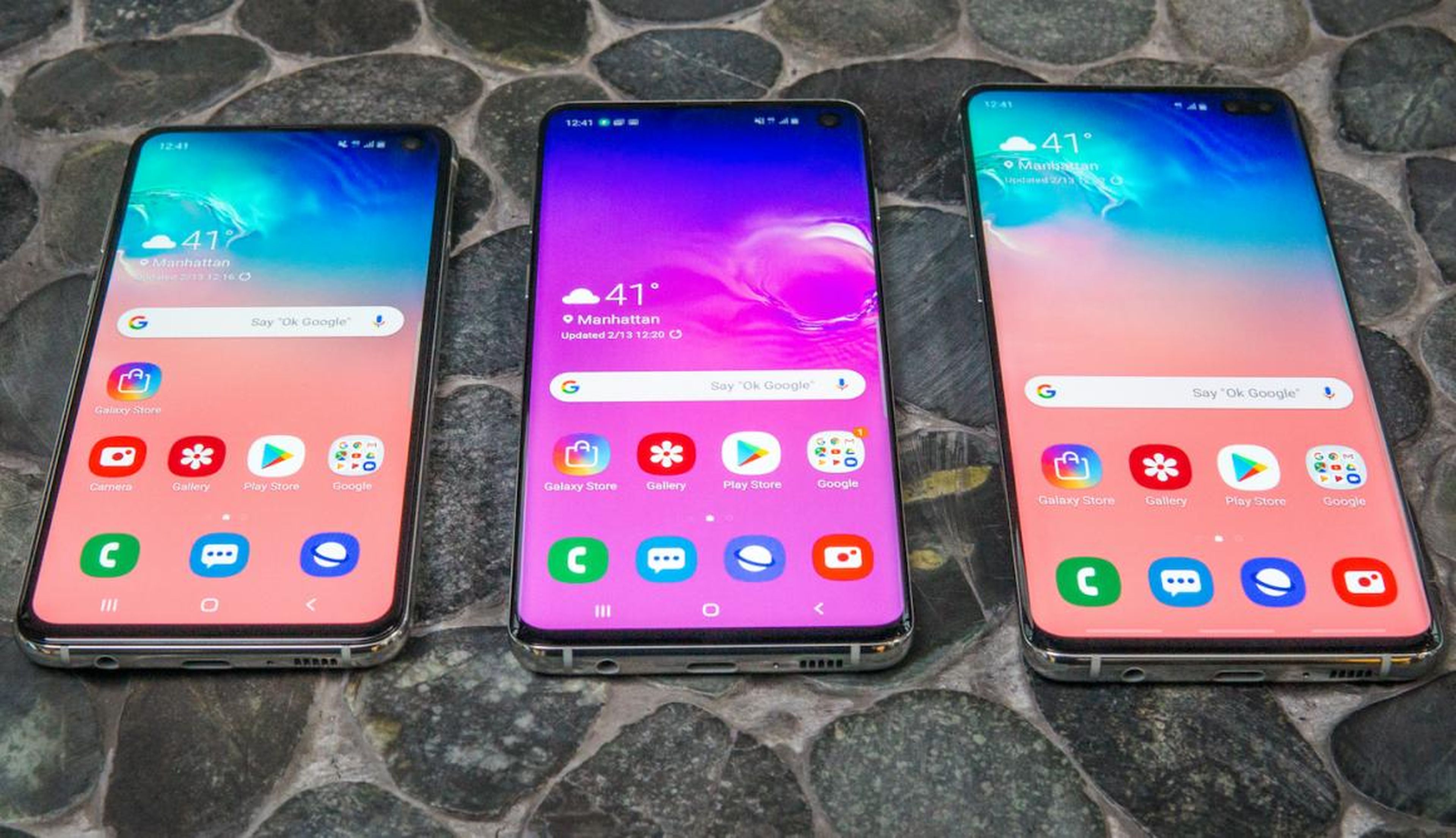 The Samsung Galaxy S10 is one of the few major smartphones you can still buy with a headphone jack