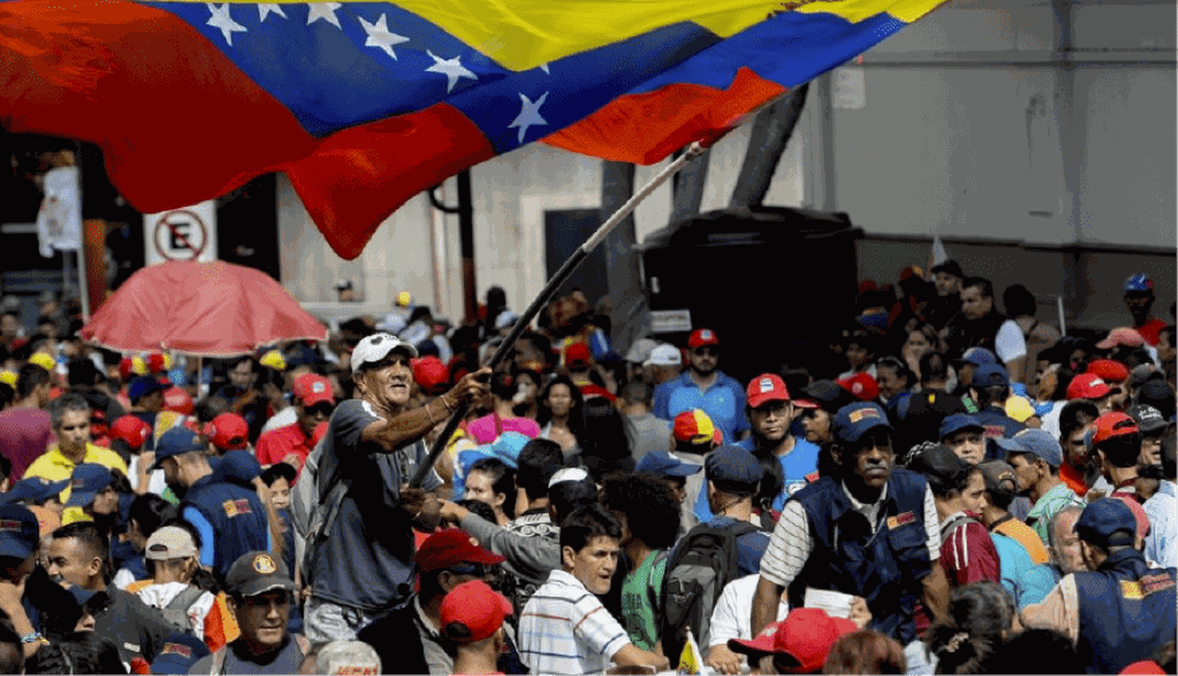 Gente en el Venezuela Aid Live.