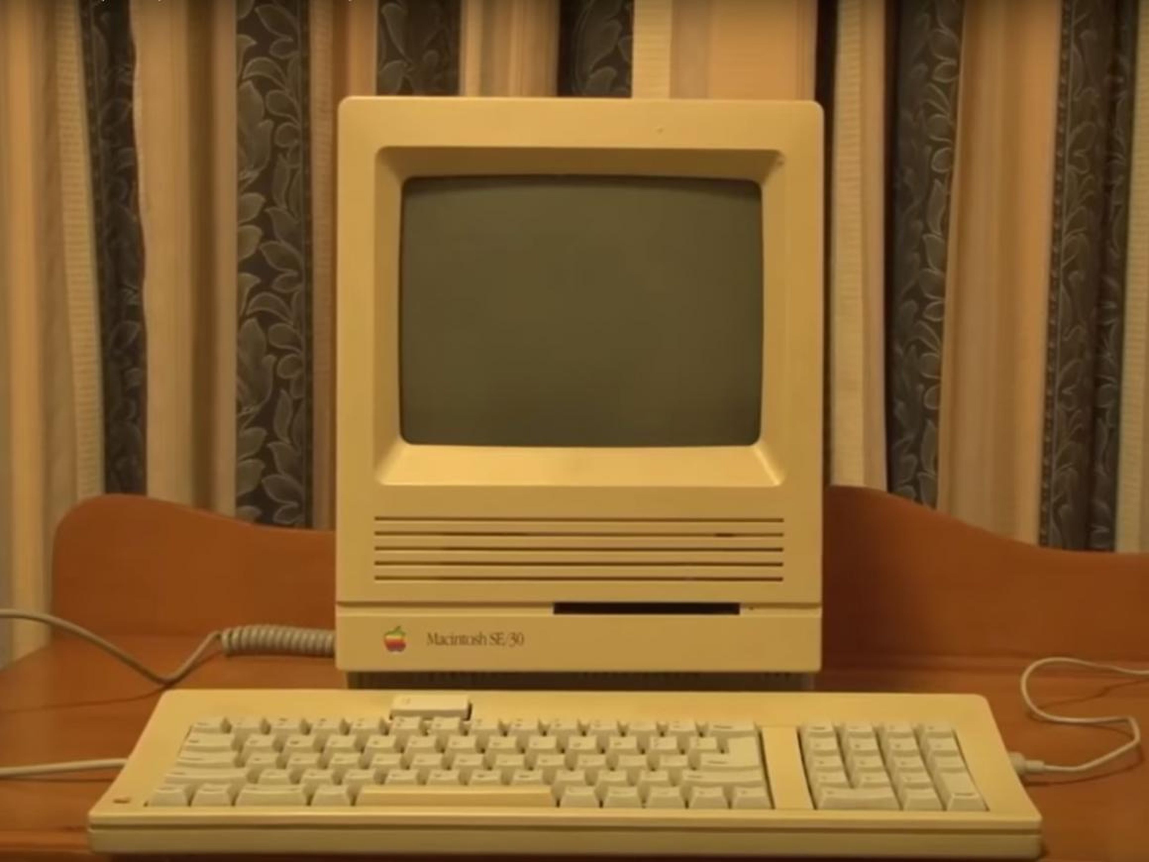 19. Macintosh SE/30 (1989) — $4,900
