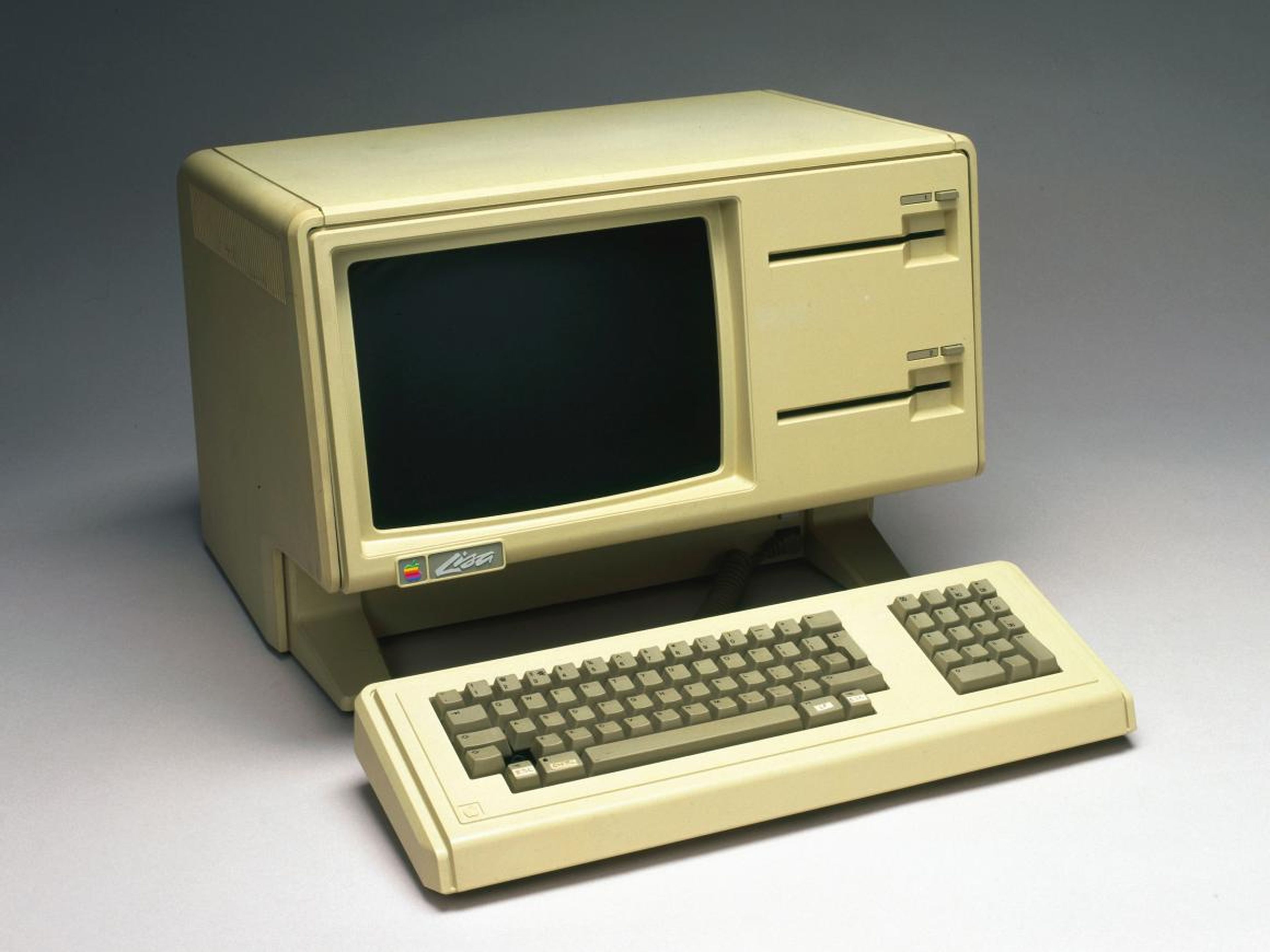 5. Apple Lisa (1983) — $9,995