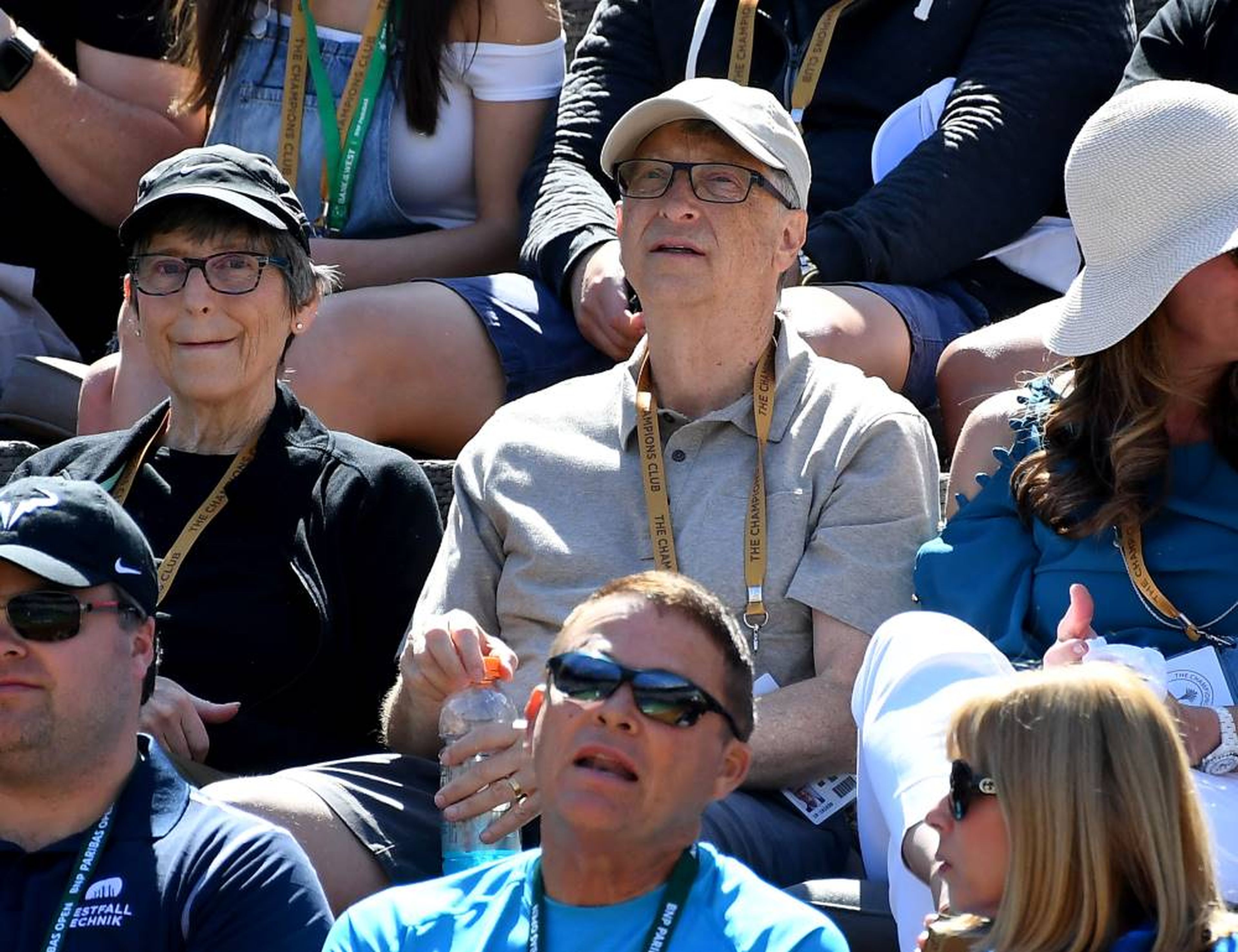 Bill Gates en un partido de tenis.